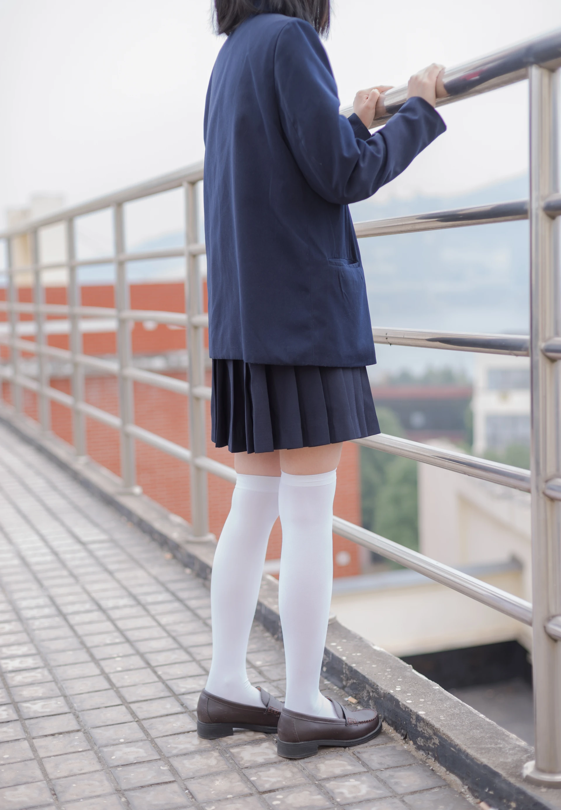 轻兰映画 VOL.004 [48P-447M]可爱, 学生装, 白丝, 美腿, 轻兰映画