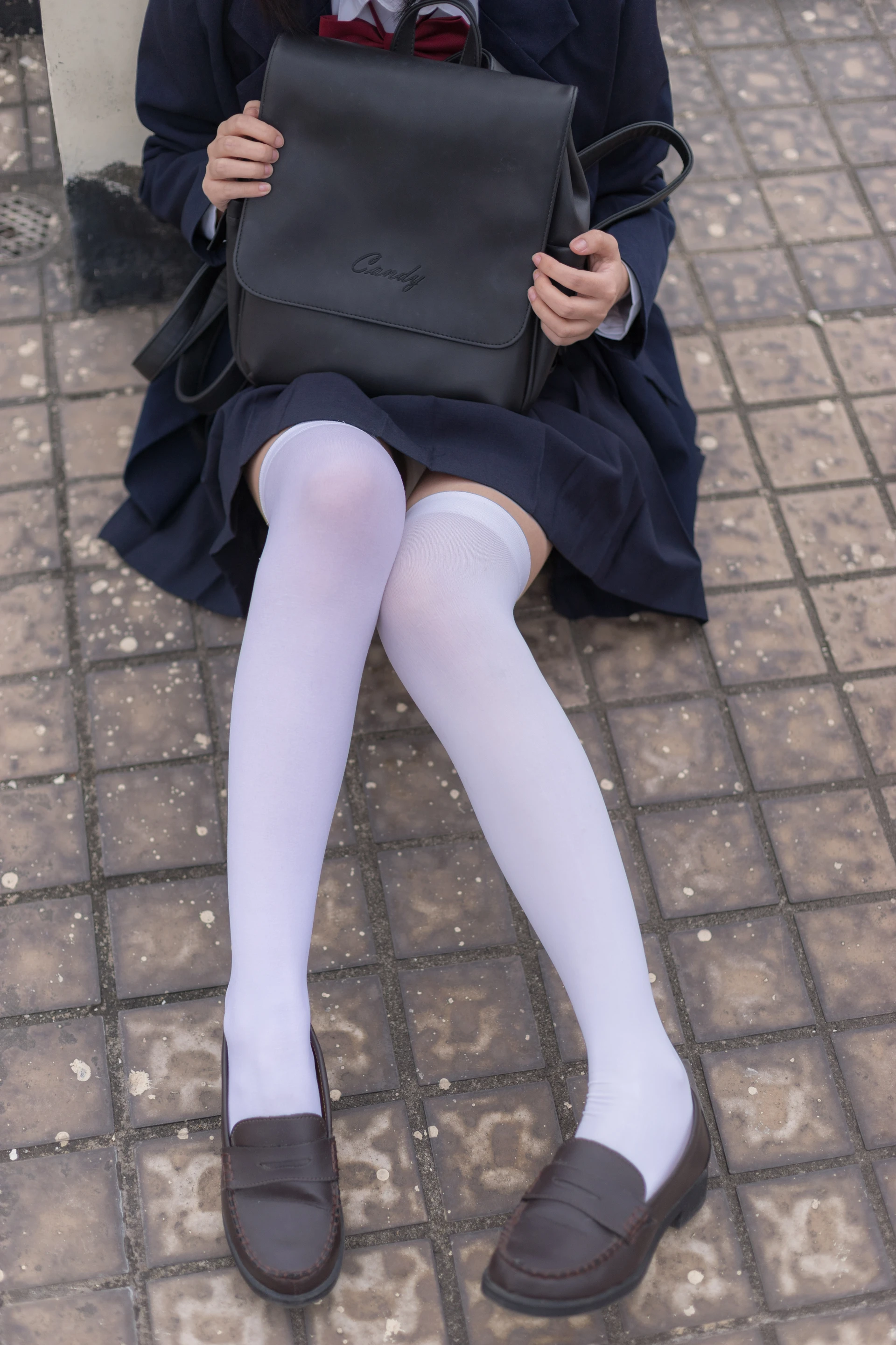 轻兰映画 VOL.004 [48P-447M]可爱, 学生装, 白丝, 美腿, 轻兰映画