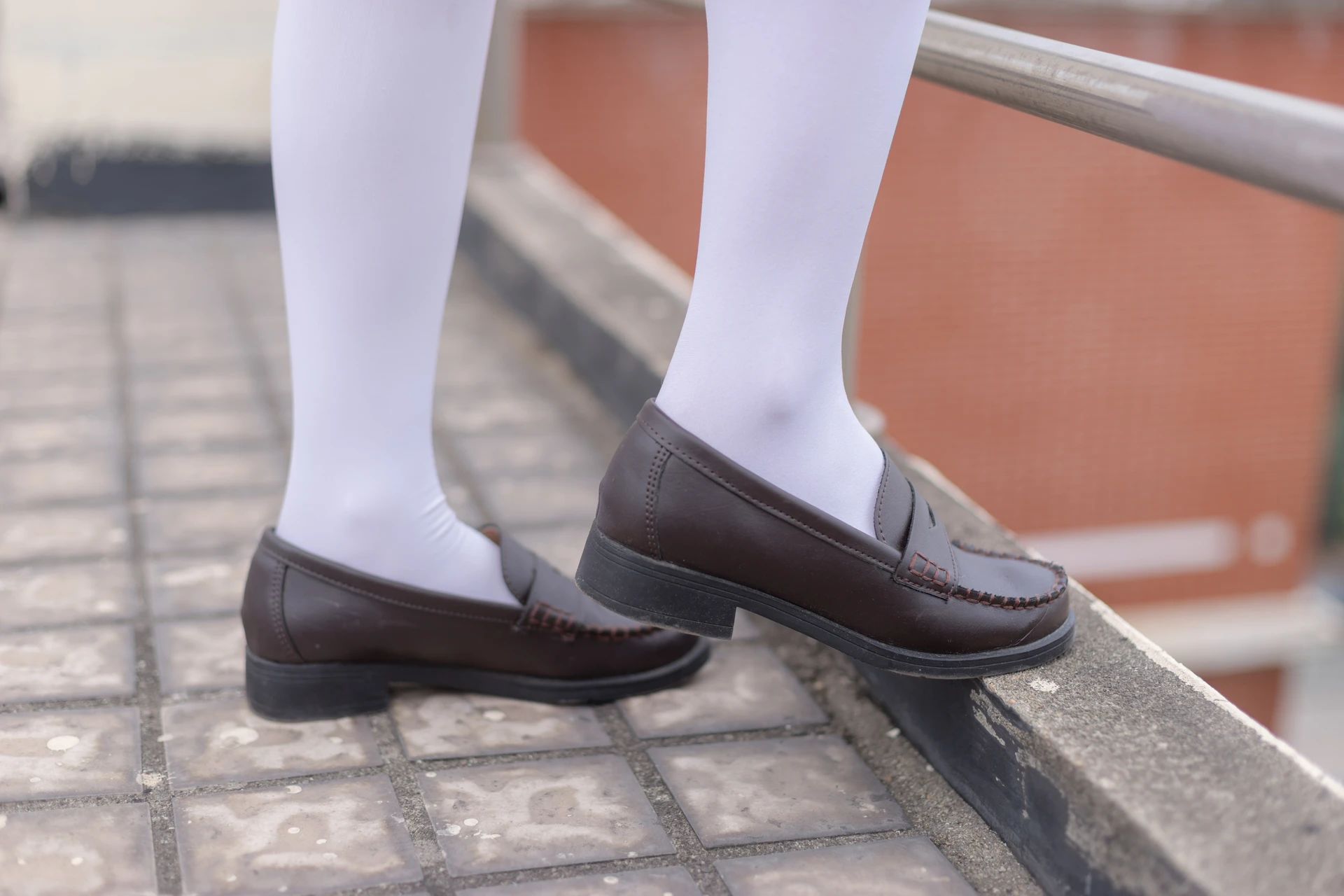 轻兰映画 VOL.004 [48P-447M]可爱, 学生装, 白丝, 美腿, 轻兰映画