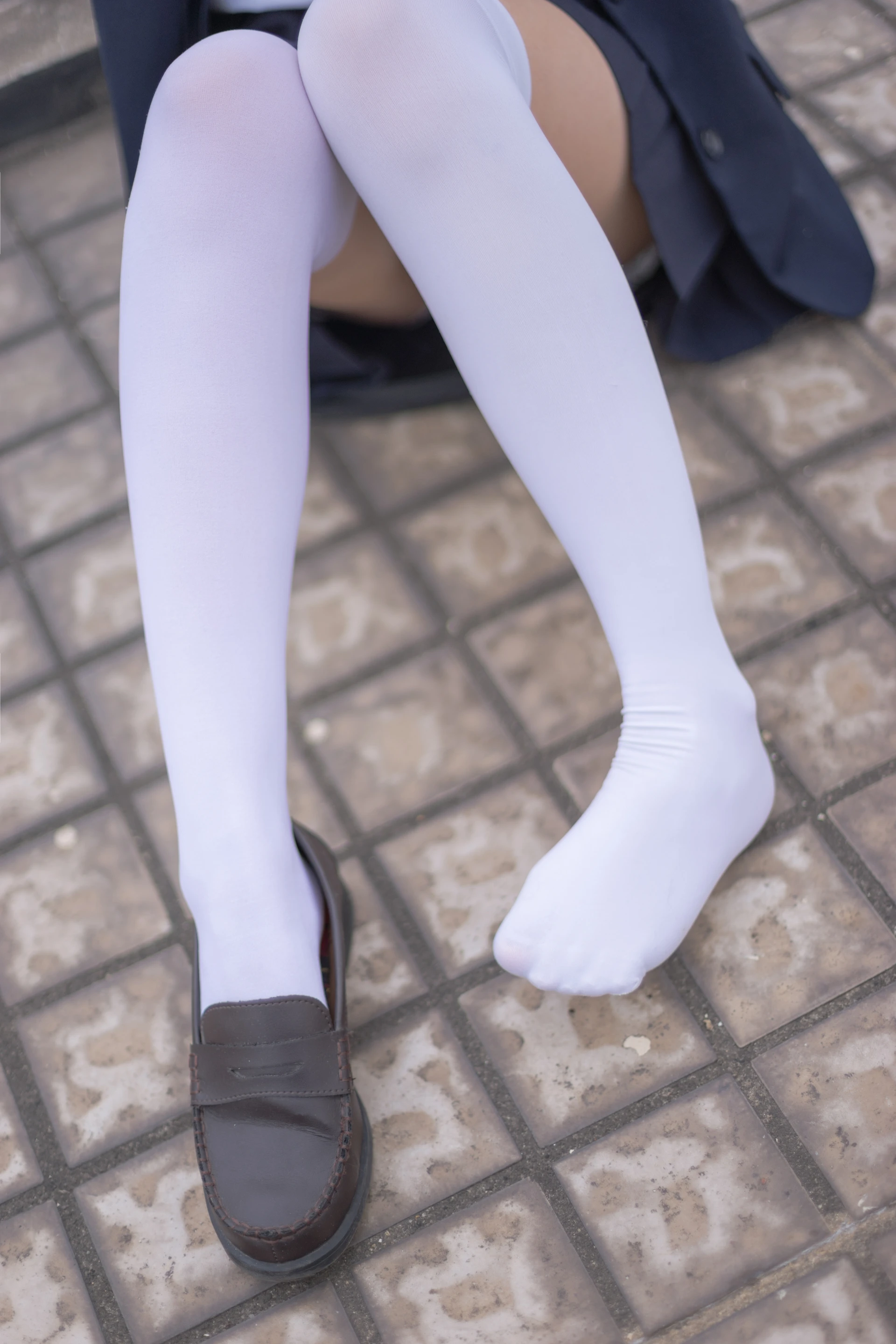 轻兰映画 VOL.004 [48P-447M]可爱, 学生装, 白丝, 美腿, 轻兰映画