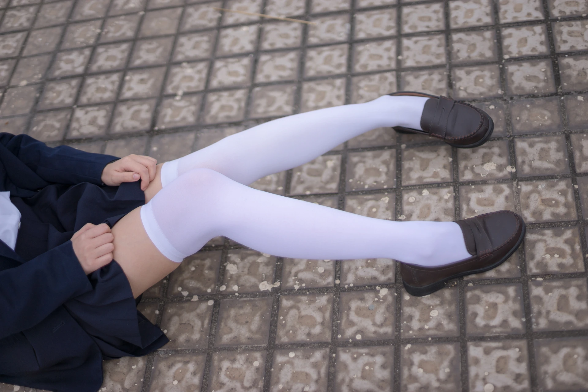 轻兰映画 VOL.004 [48P-447M]可爱, 学生装, 白丝, 美腿, 轻兰映画