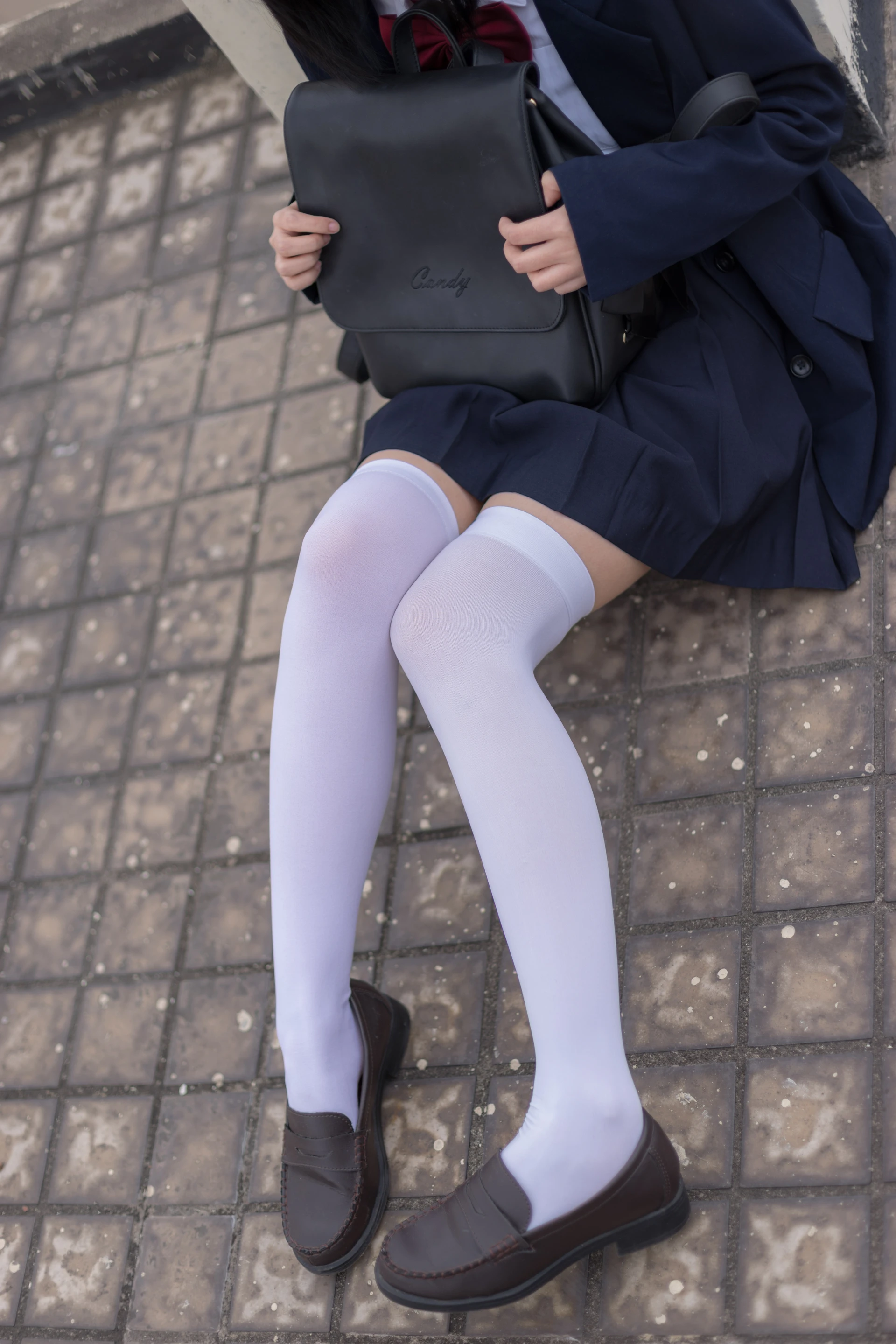 轻兰映画 VOL.004 [48P-447M]可爱, 学生装, 白丝, 美腿, 轻兰映画