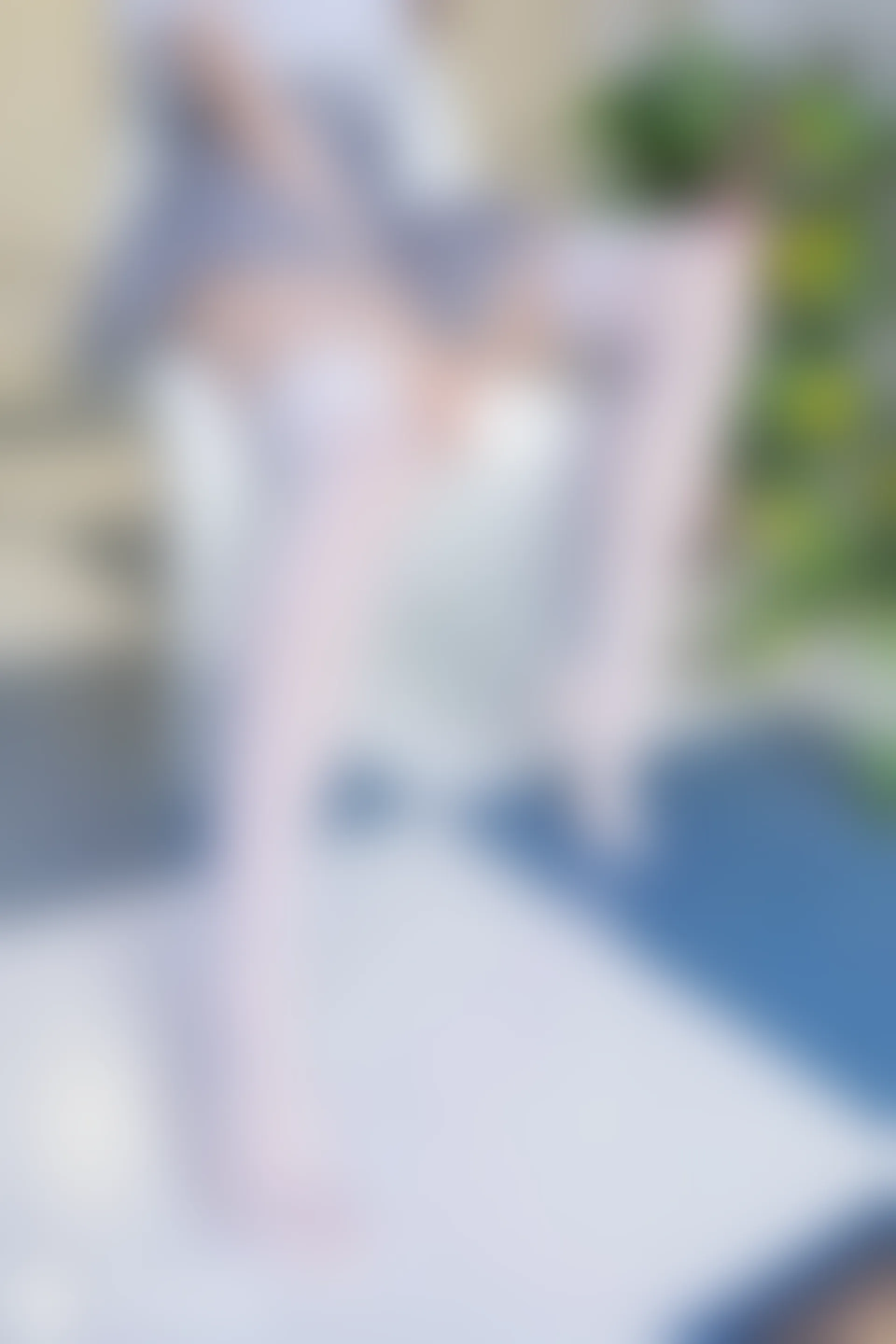 C48.005 蕾丝袜制服裙 [40P-94MB]