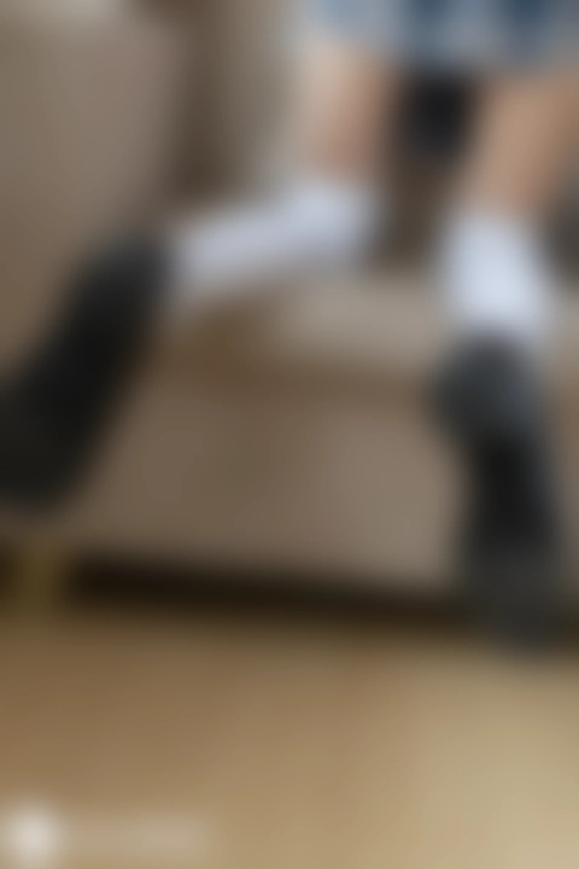 C40.004 腿超细的妹妹 [41P-86MB]