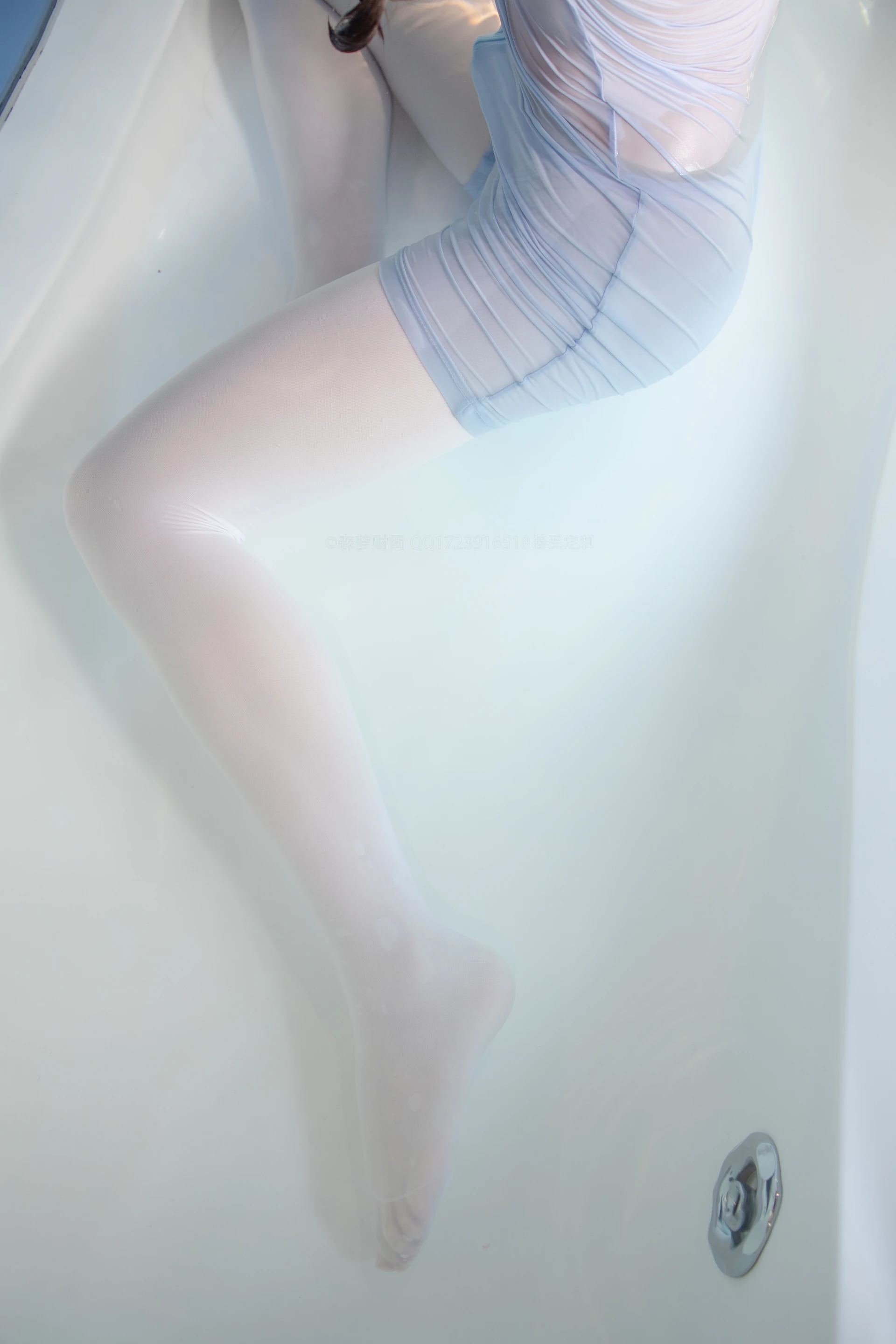 森萝财团 X-049-R16 [165P1V-3.2G]森萝财团, 白丝, 美腿