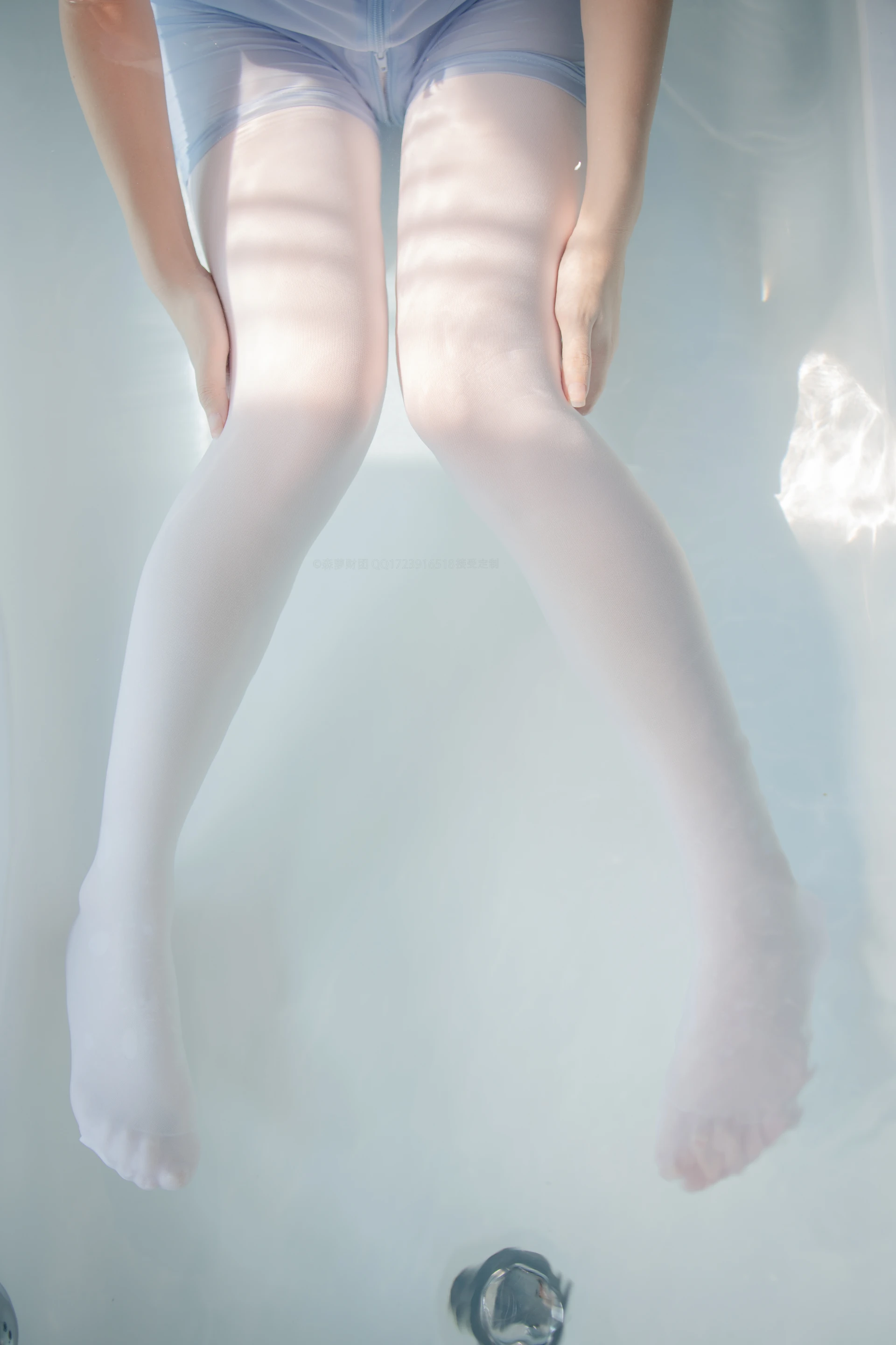 森萝财团 X-049-R16 [165P1V-3.2G]森萝财团, 白丝, 美腿