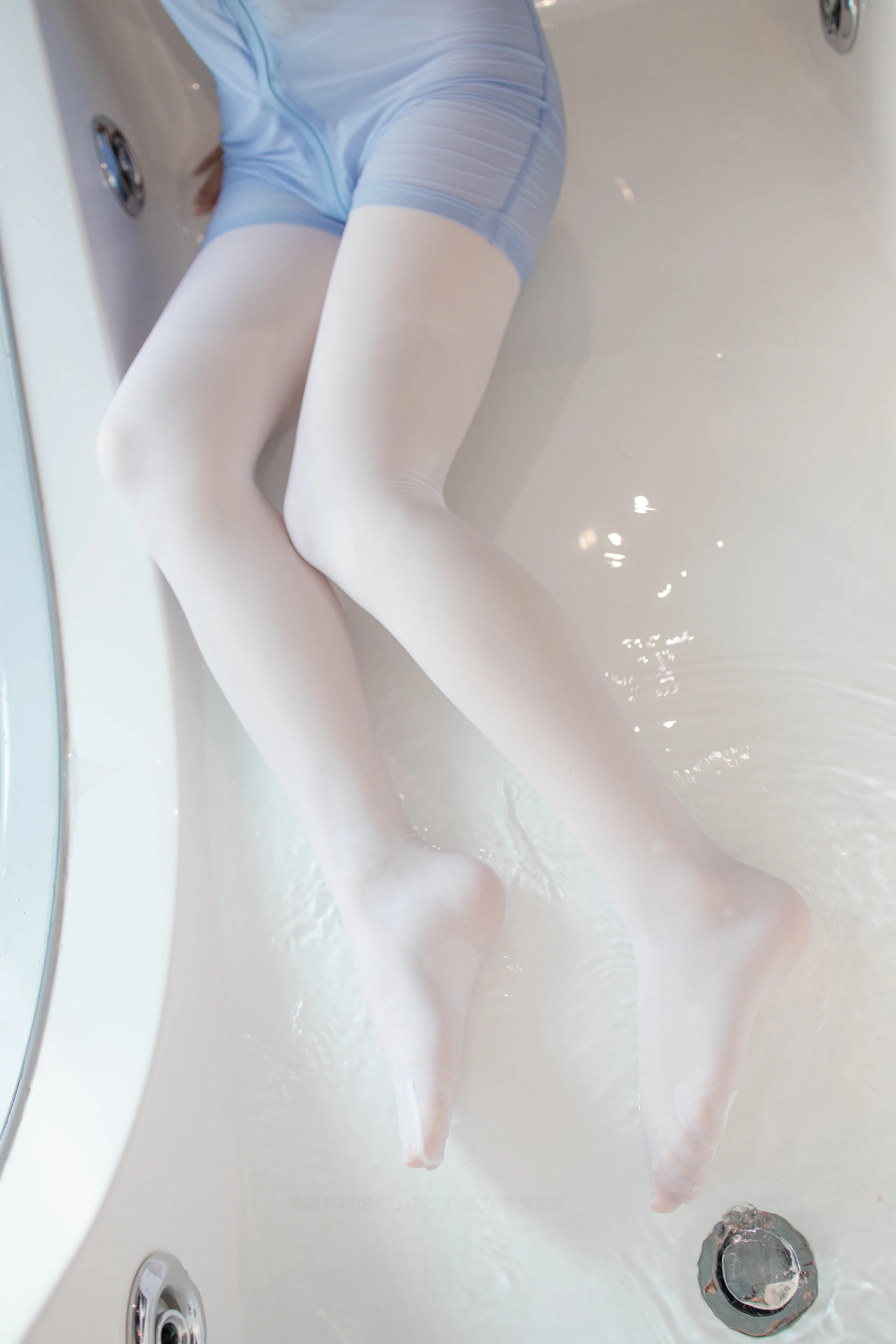 森萝财团 X-049-R16 [165P1V-3.2G]森萝财团, 白丝, 美腿