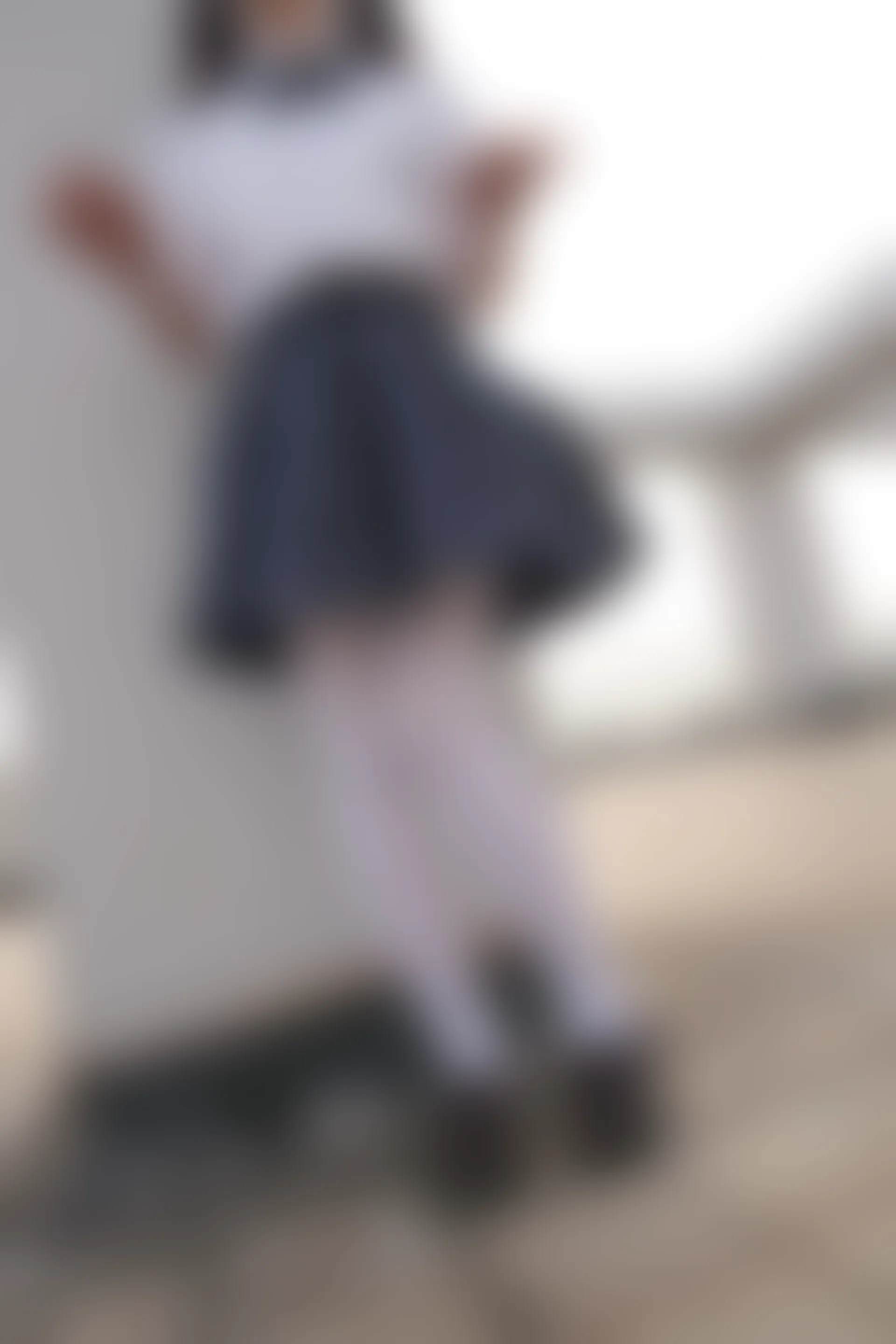 森萝财团 月下-02 小夜 双马尾白丝JK制服 80D 户外真空 [102P1V-2.18GB]