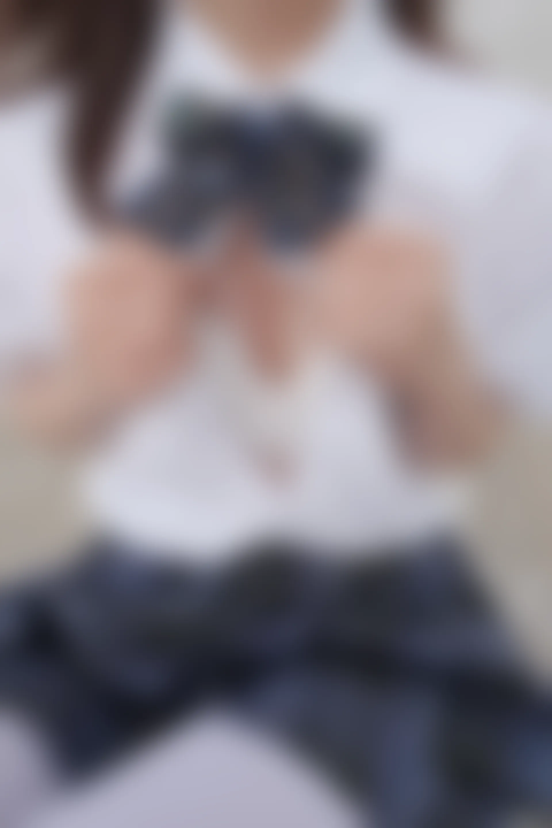 森萝财团 月下-02 小夜 双马尾白丝JK制服 80D 户外真空 [102P1V-2.18GB]
