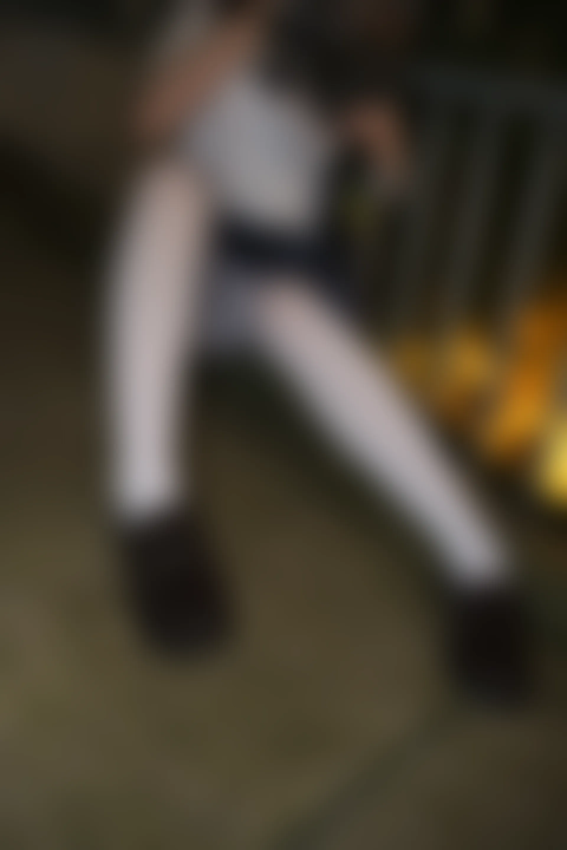 森萝财团 月下-02 小夜 双马尾白丝JK制服 80D 户外真空 [102P1V-2.18GB]