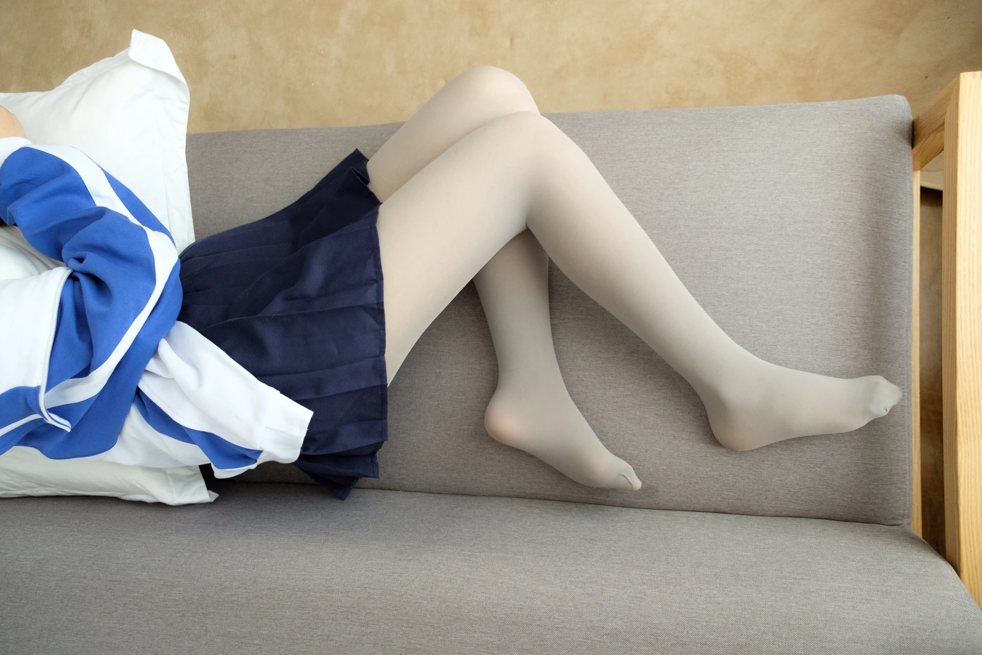 喵写真 VOL-015 [70P-502M]可爱, 喵写真, 学生装, 白丝, 美腿