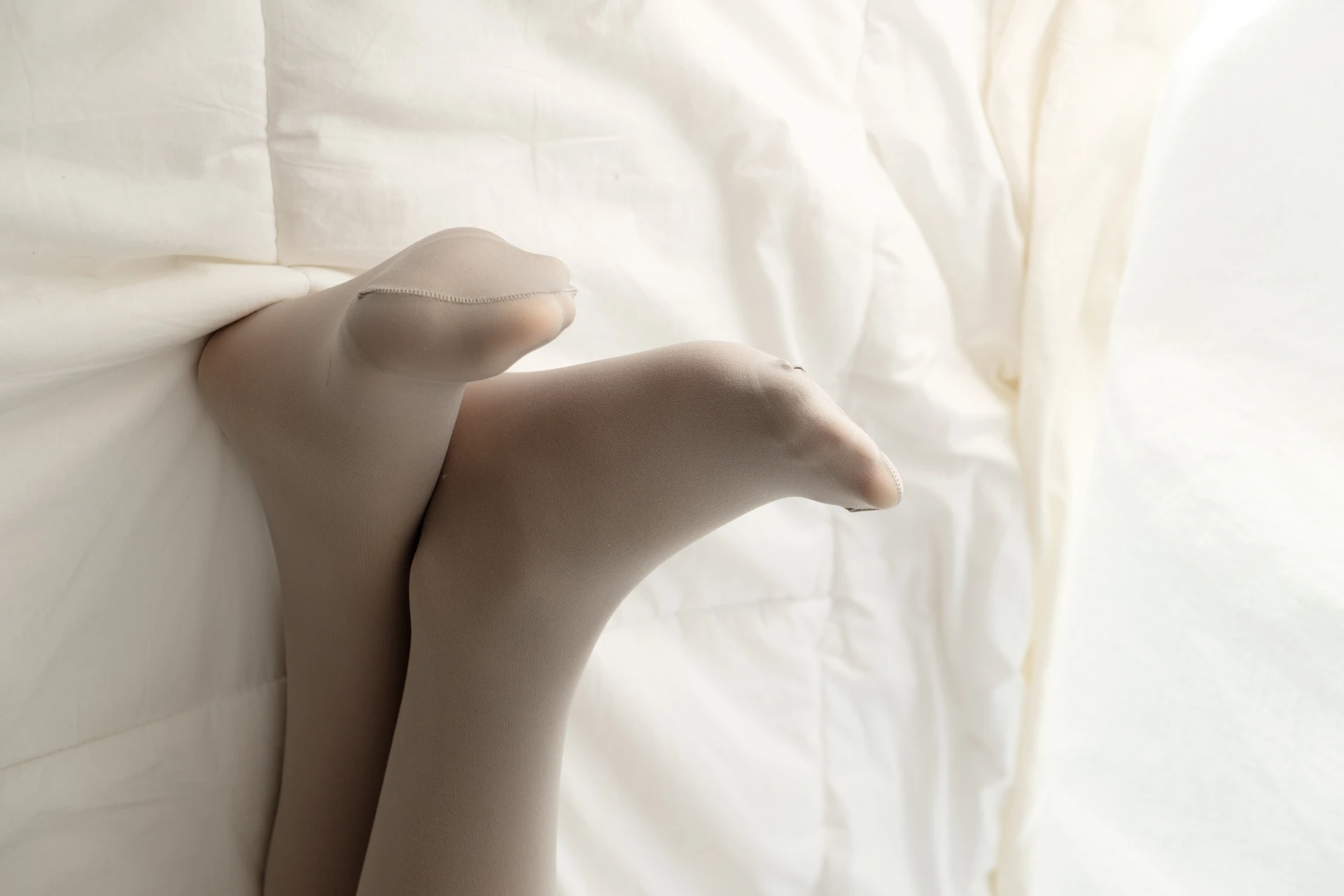 喵写真 VOL-015 [70P-502M]可爱, 喵写真, 学生装, 白丝, 美腿