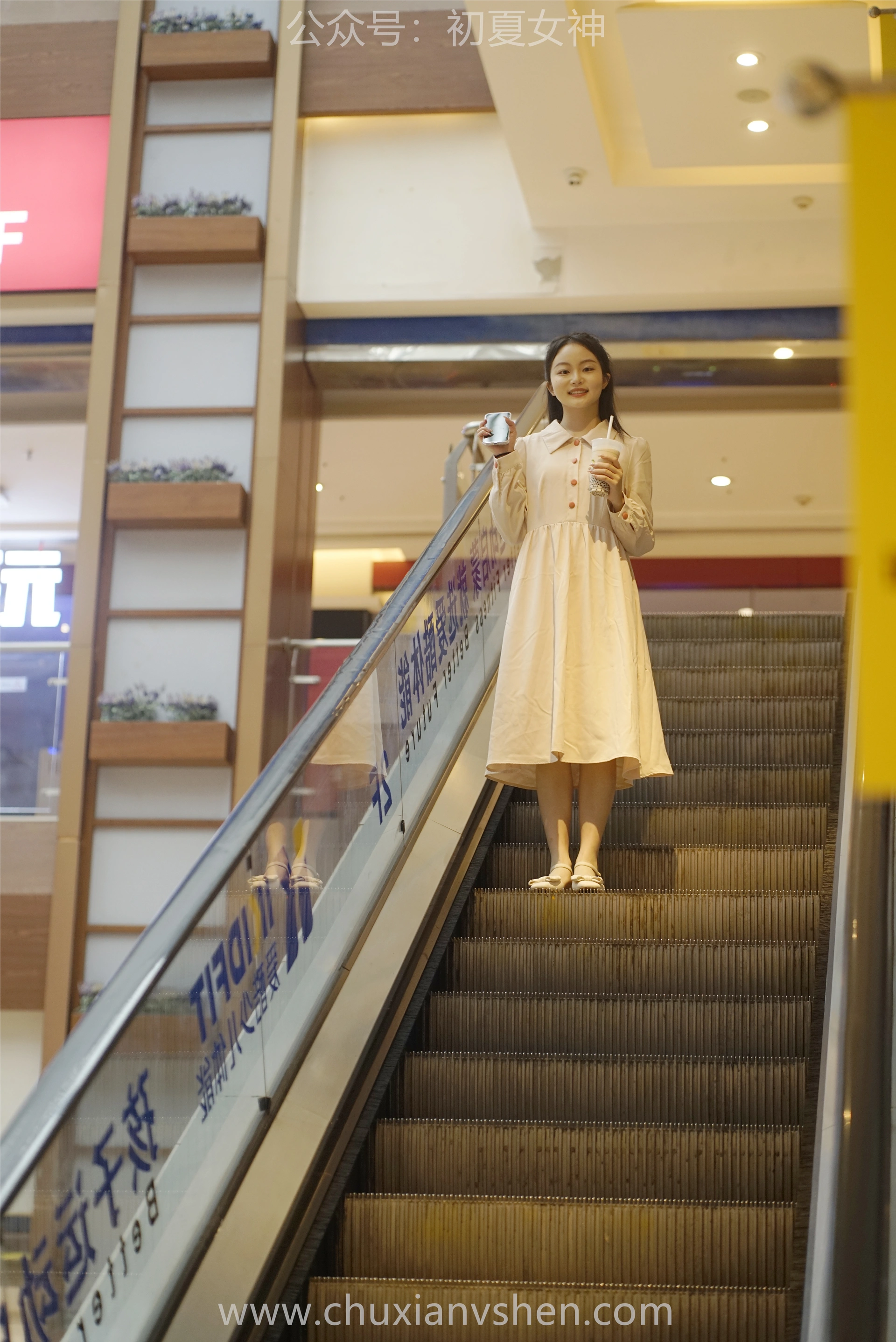初夏女神 NO.077 双双 偶遇学姐 周末逛商场[120P+1V／6.90GB]