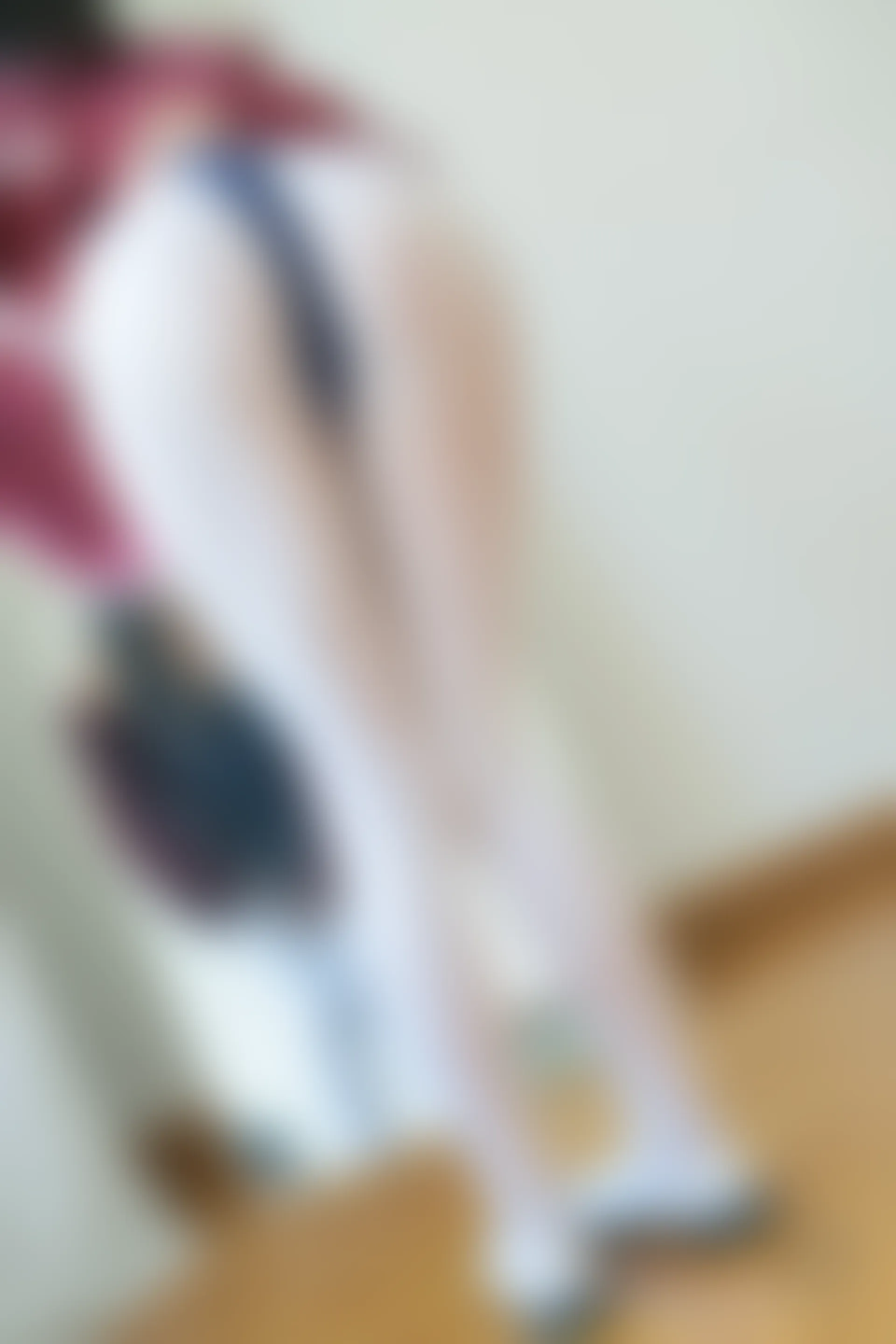 稚乖画册 赤西夜夜《死裤水》白丝双马尾 [88P1V-2.42GB]双马尾, 死裤水, 白丝, 稚乖画册, 美腿, 美足, 赤西夜夜