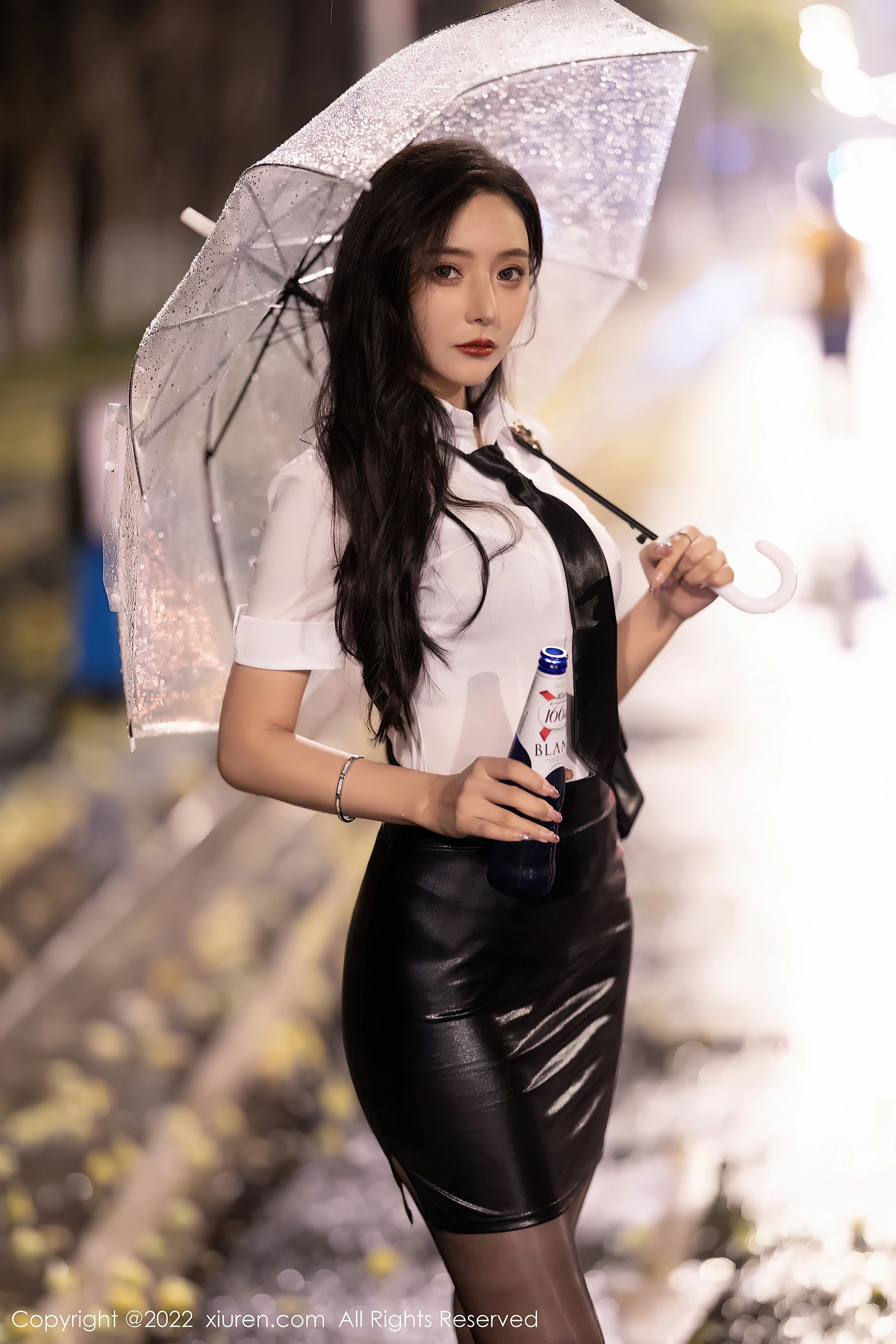 XiuRen秀人网 2022.04.15 No.4879 王馨瑶yanni 黑丝美腿 [77+1P614M]