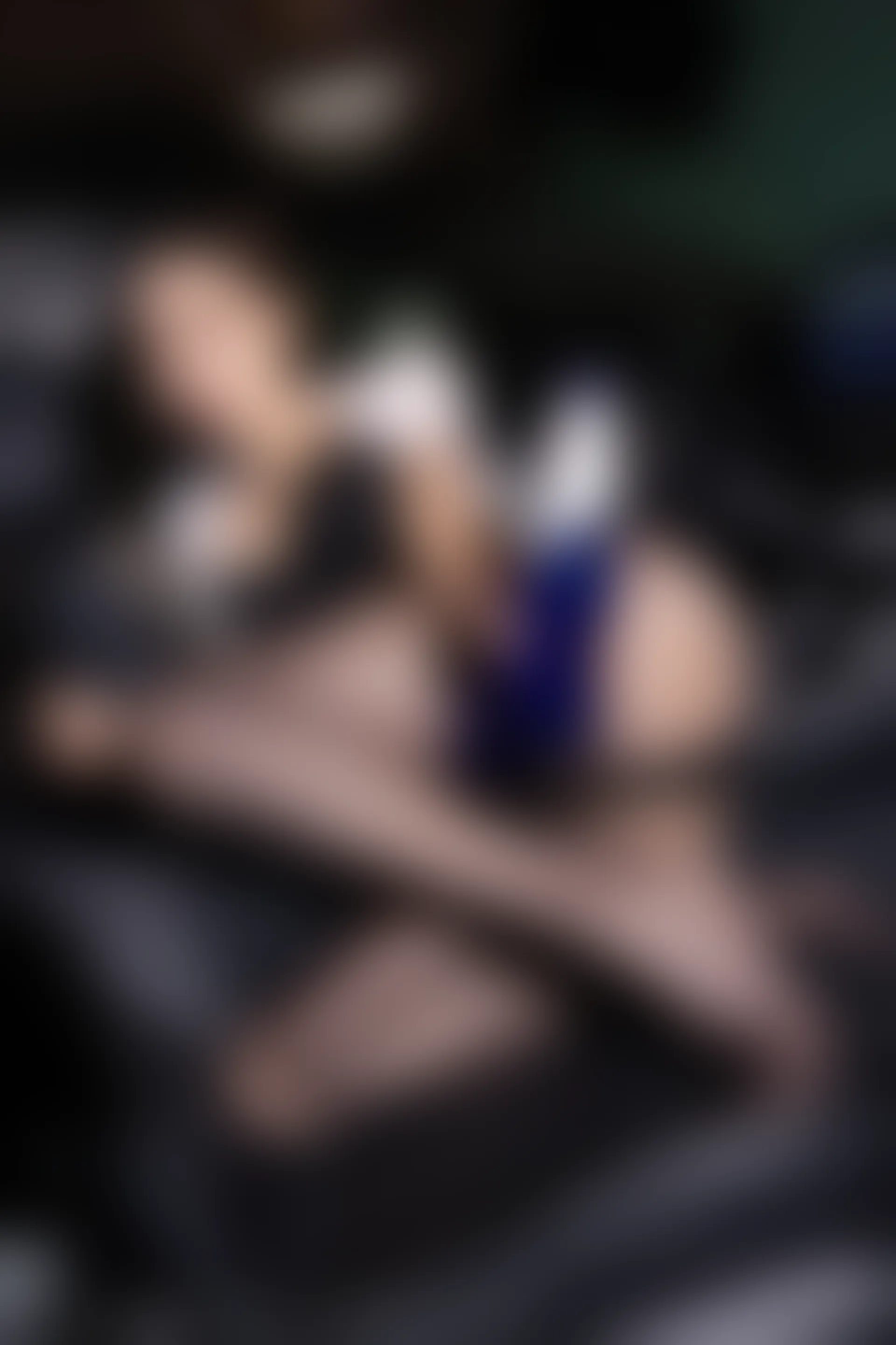 XiuRen秀人网 2022.04.15 No.4879 王馨瑶yanni 黑丝美腿 [77+1P614M]