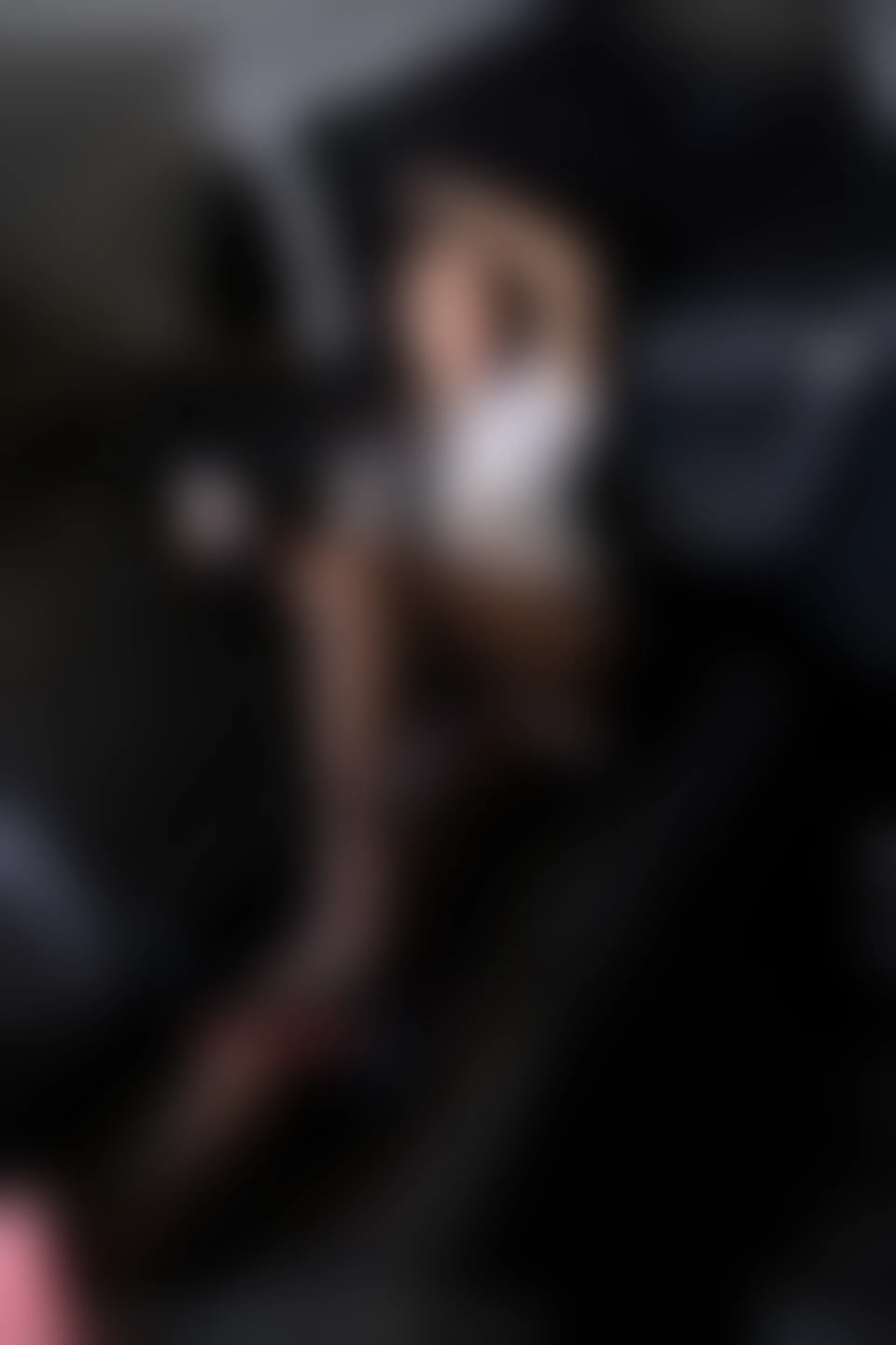 XiuRen秀人网 2022.04.15 No.4879 王馨瑶yanni 黑丝美腿 [77+1P614M]