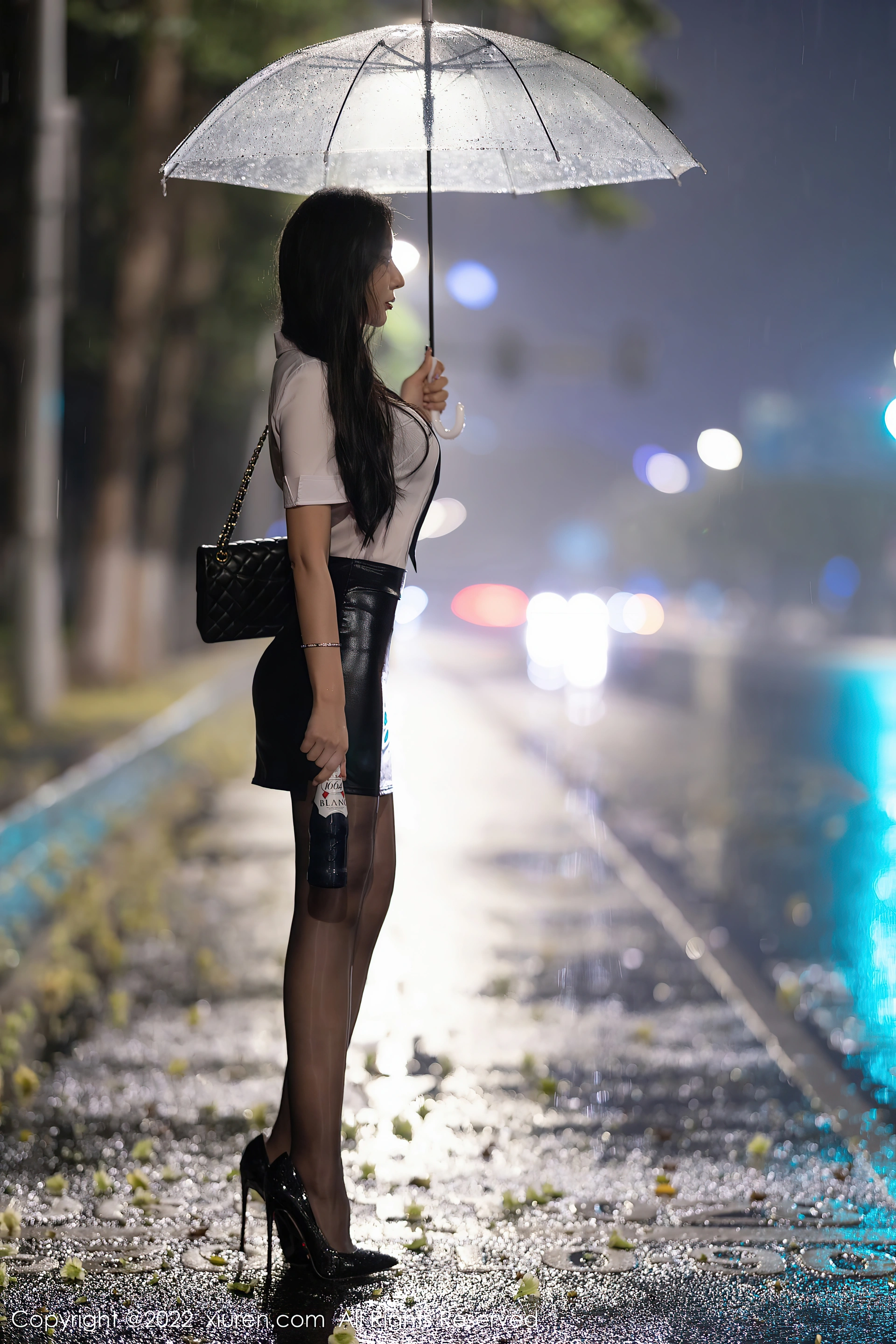 XiuRen秀人网 2022.04.15 No.4879 王馨瑶yanni 黑丝美腿 [77+1P614M]