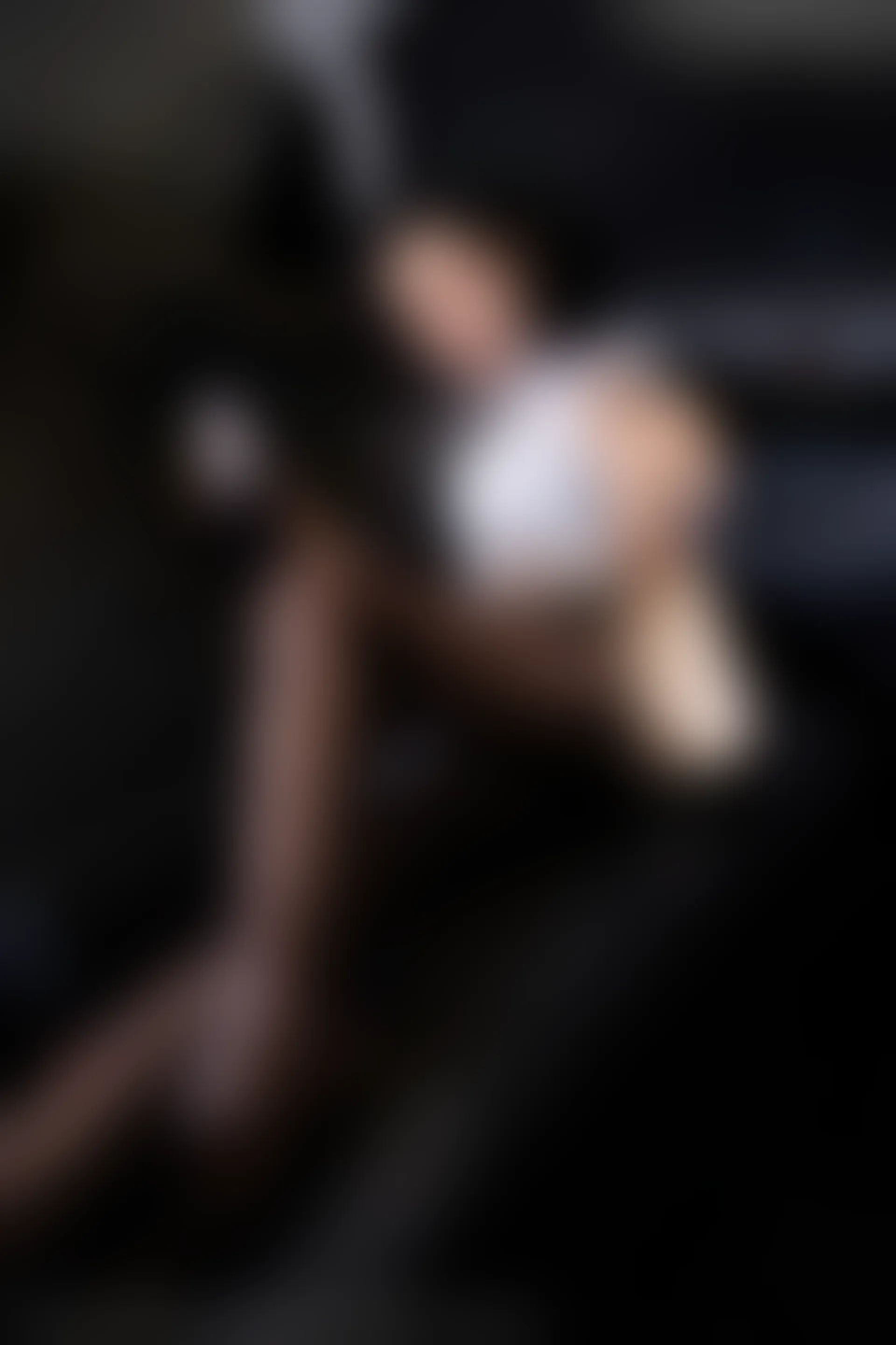 XiuRen秀人网 2022.04.15 No.4879 王馨瑶yanni 黑丝美腿 [77+1P614M]