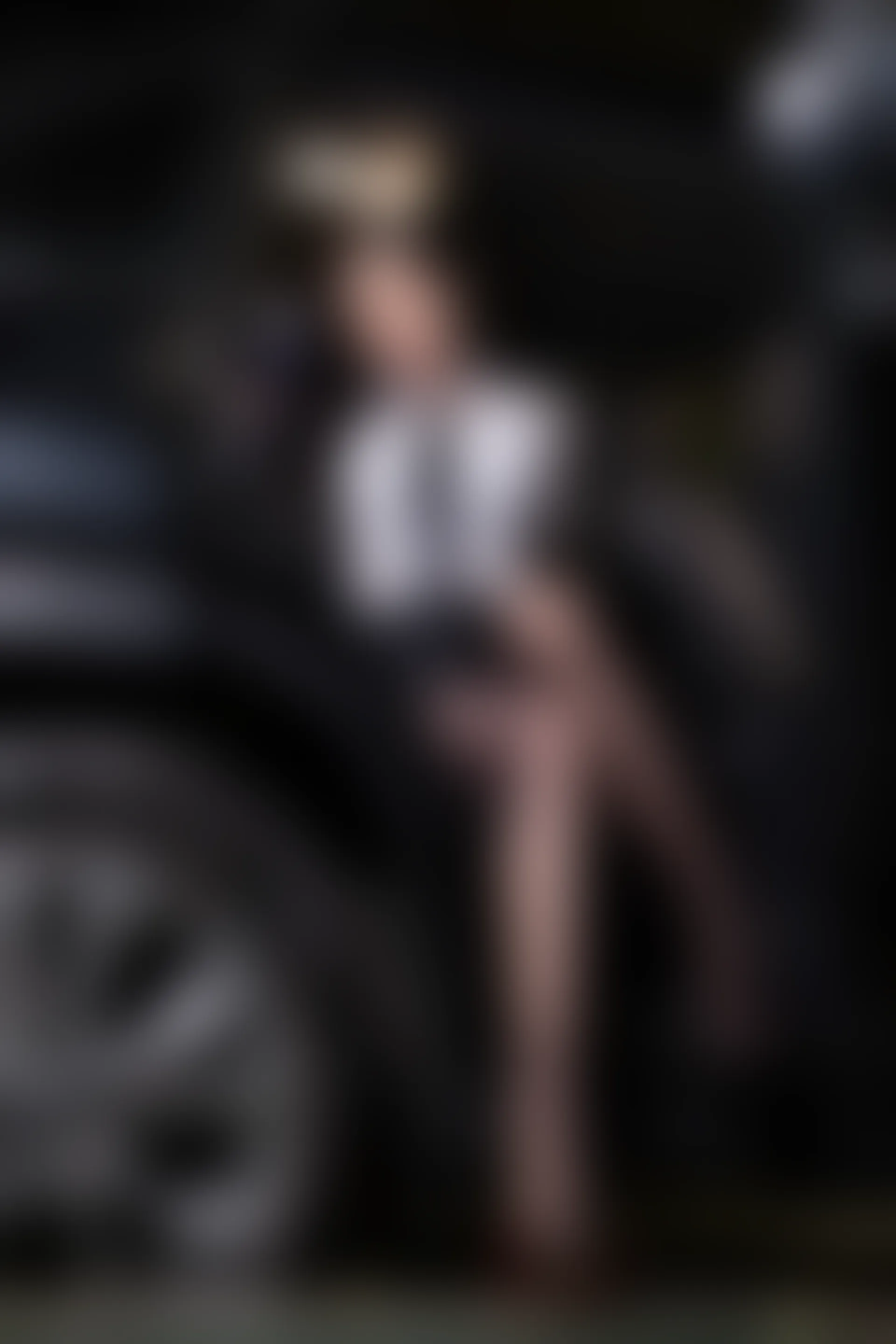 XiuRen秀人网 2022.04.15 No.4879 王馨瑶yanni 黑丝美腿 [77+1P614M]