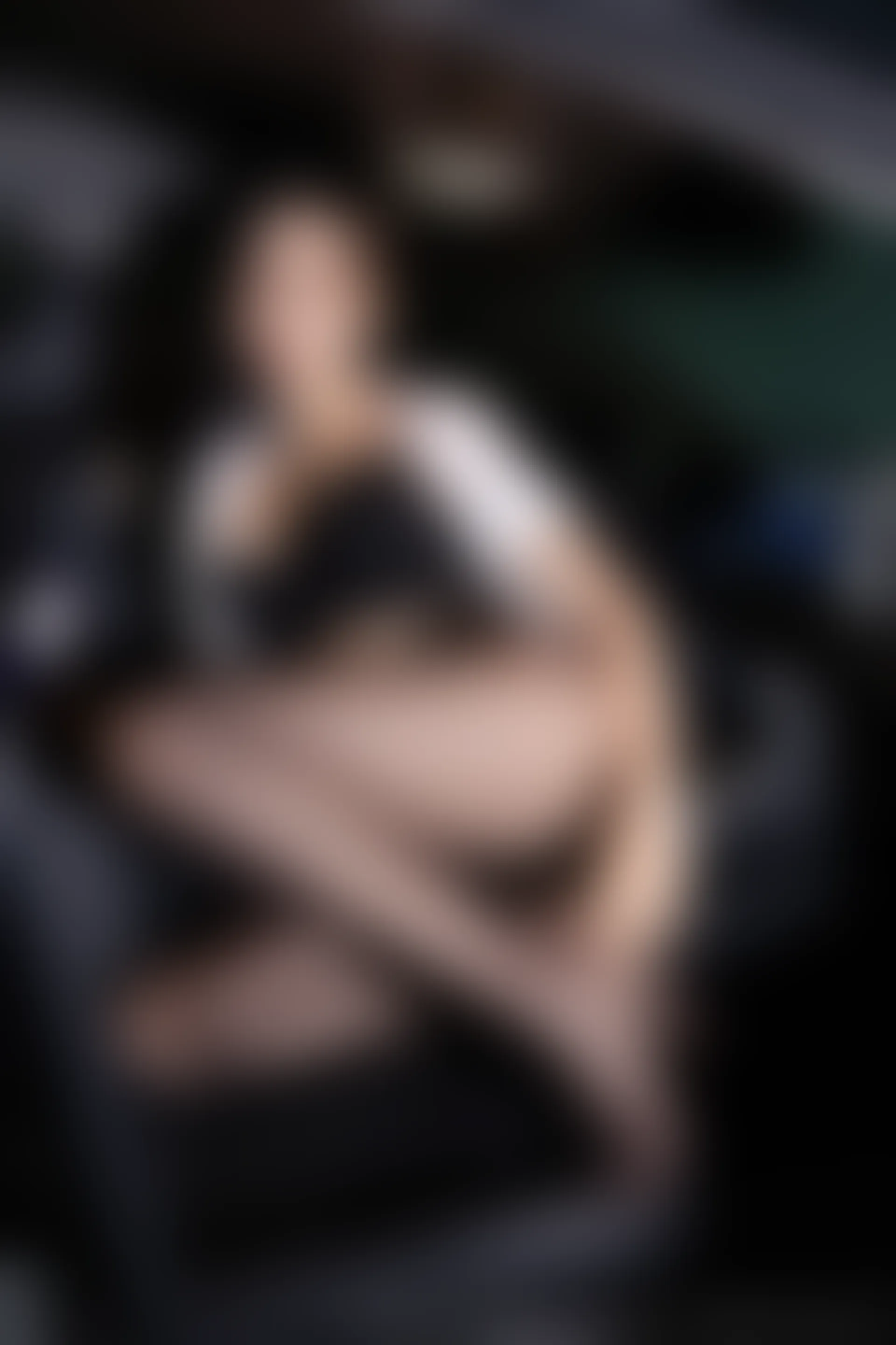 XiuRen秀人网 2022.04.15 No.4879 王馨瑶yanni 黑丝美腿 [77+1P614M]