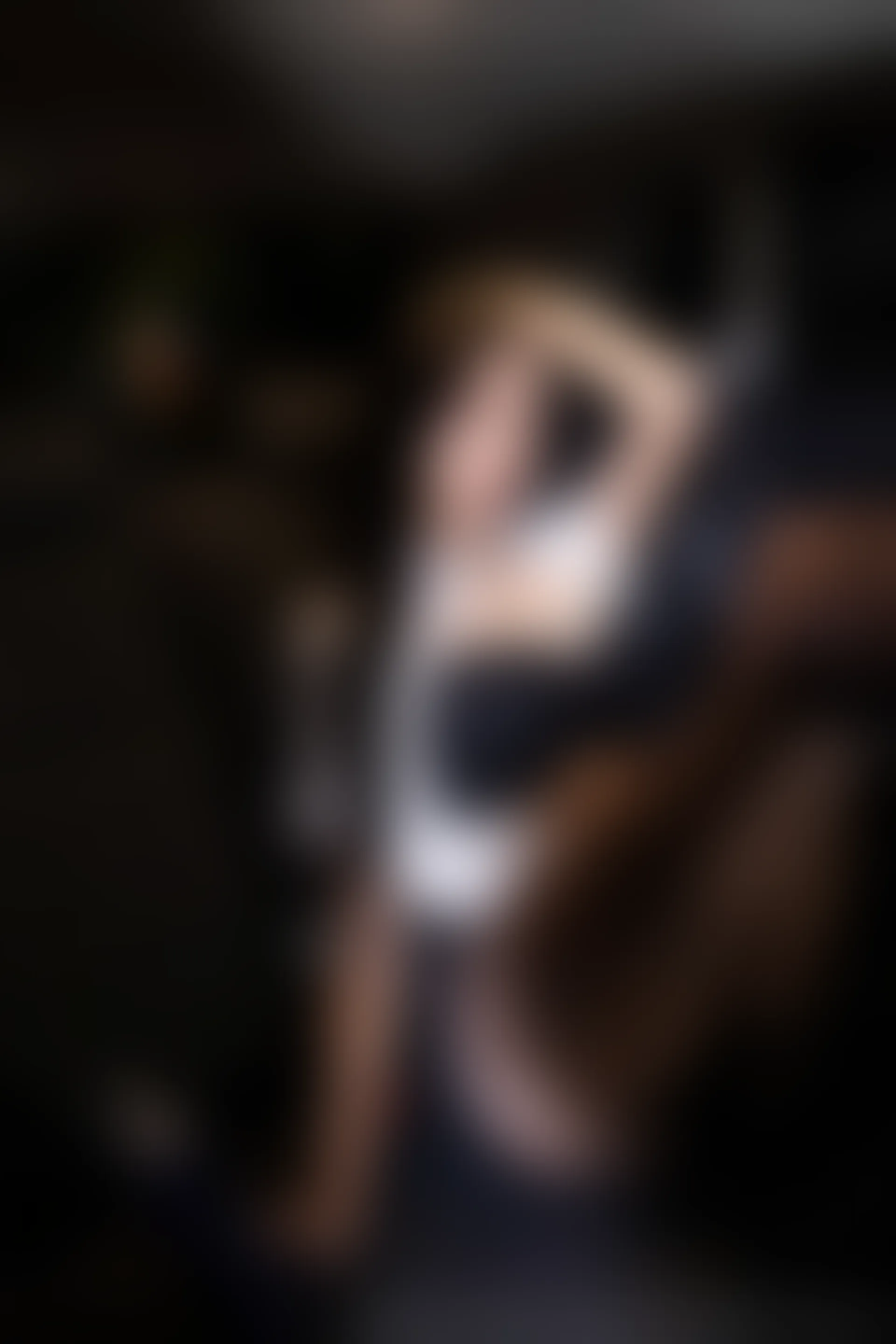 XiuRen秀人网 2022.04.15 No.4879 王馨瑶yanni 黑丝美腿 [77+1P614M]