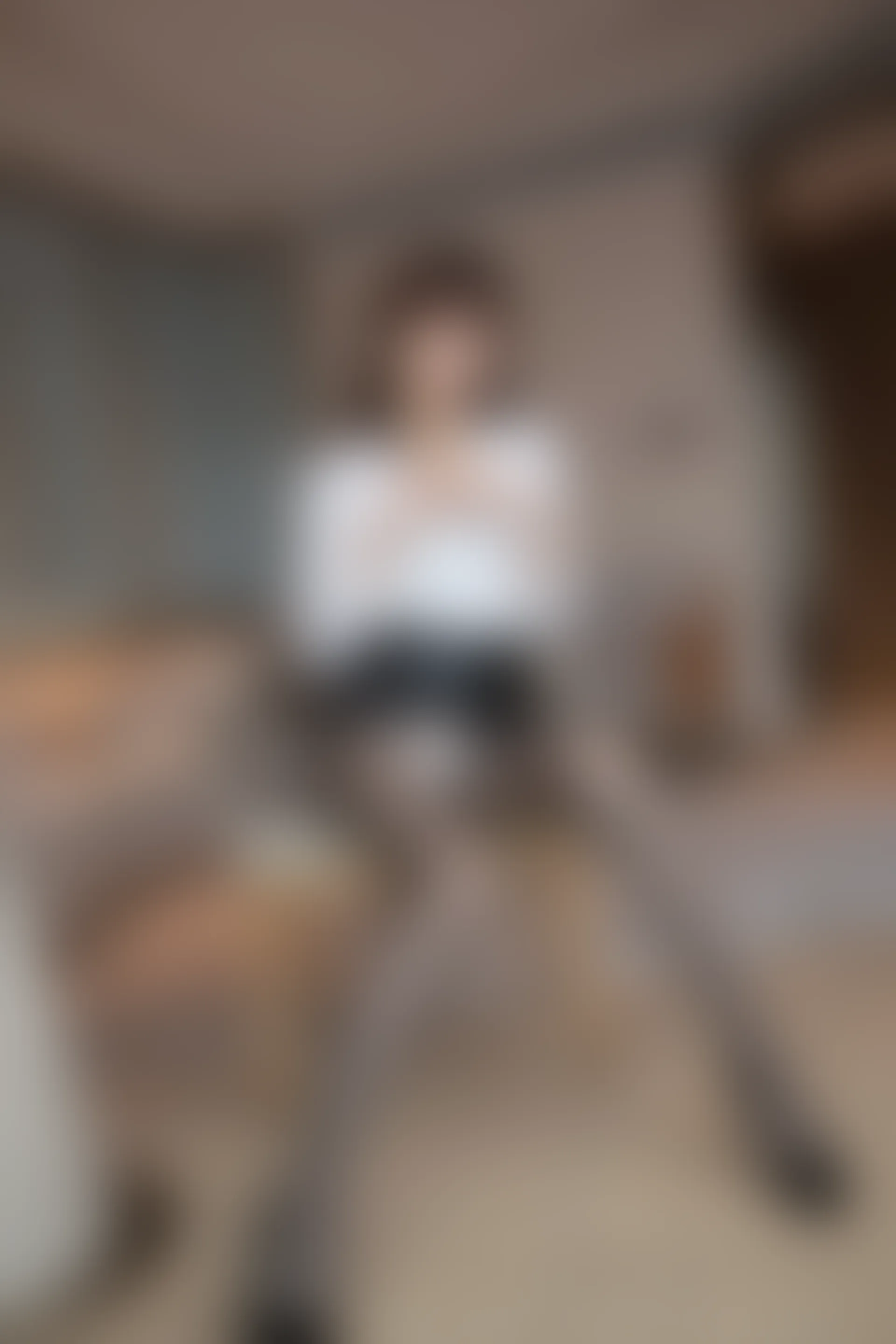 XiuRen秀人网 2021.10.14 No.4068 陆萱萱 黑丝皮裙[84+1P／795MB]