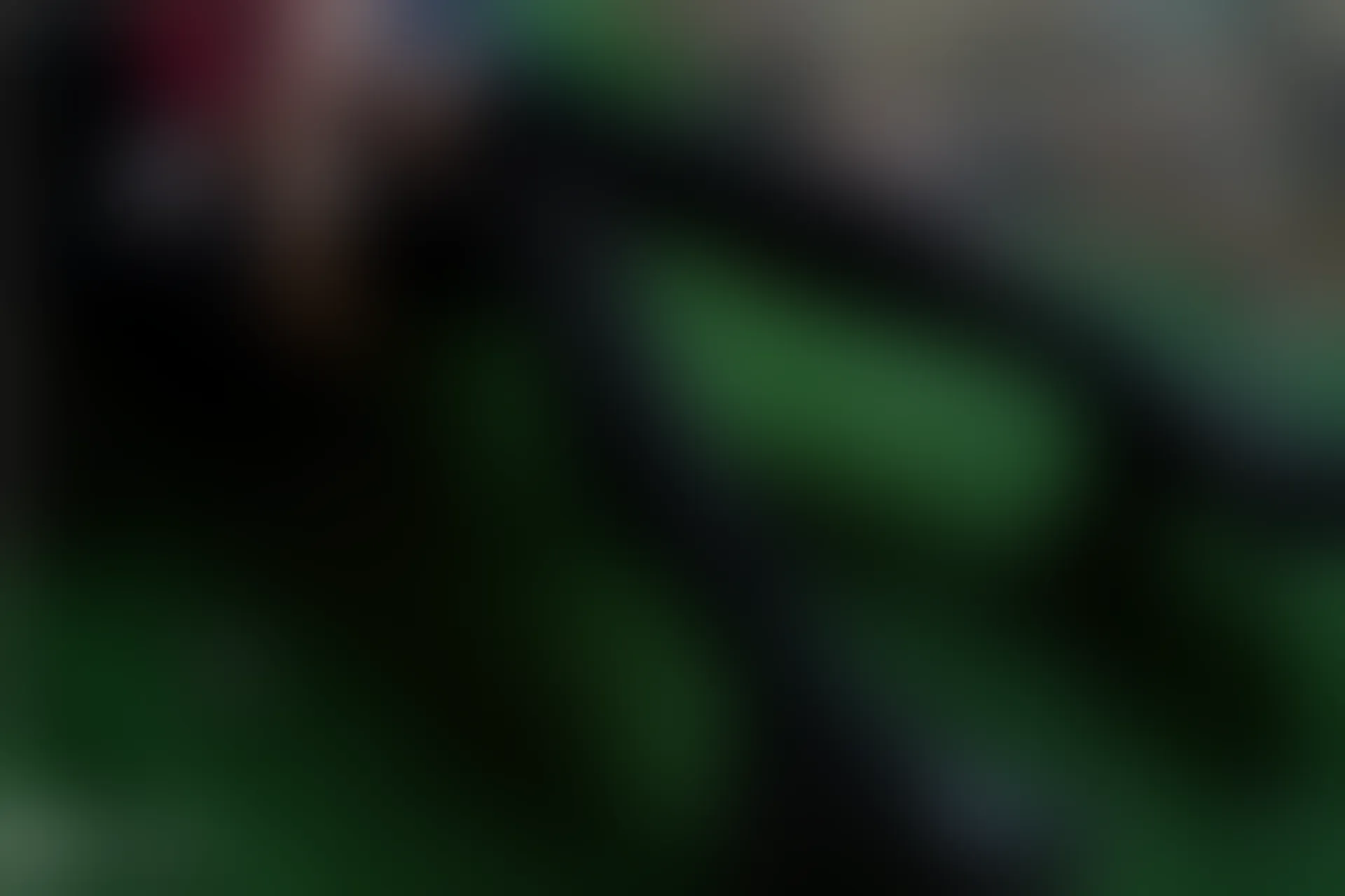 C01.005 黑色魅惑 [40P-175MB]