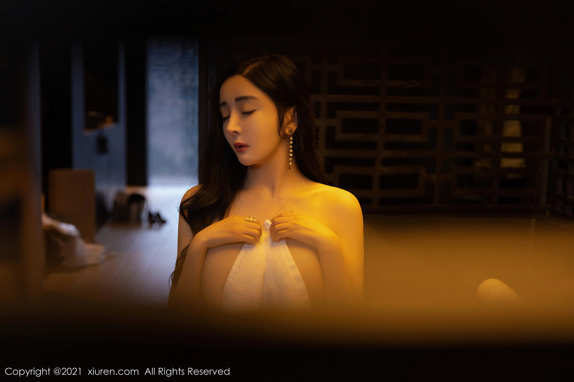 XiuRen秀人网 2021.11.02 No.4155 允爾 成都旅拍[67+1P 615MB]