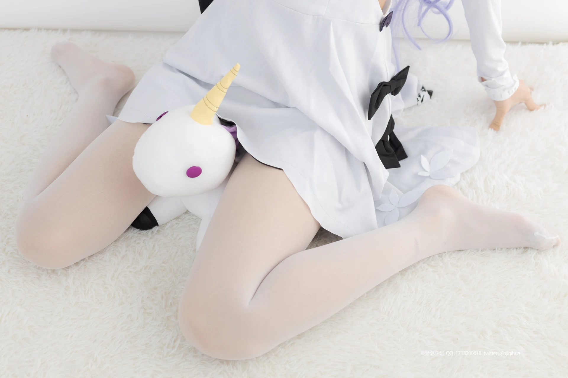 紧急企划 VOL.009 [88P1V-1.38G] 一只喵喵梓COS, 一只喵喵梓, 独角兽, 白丝, 紧急企划, 美腿, 美足