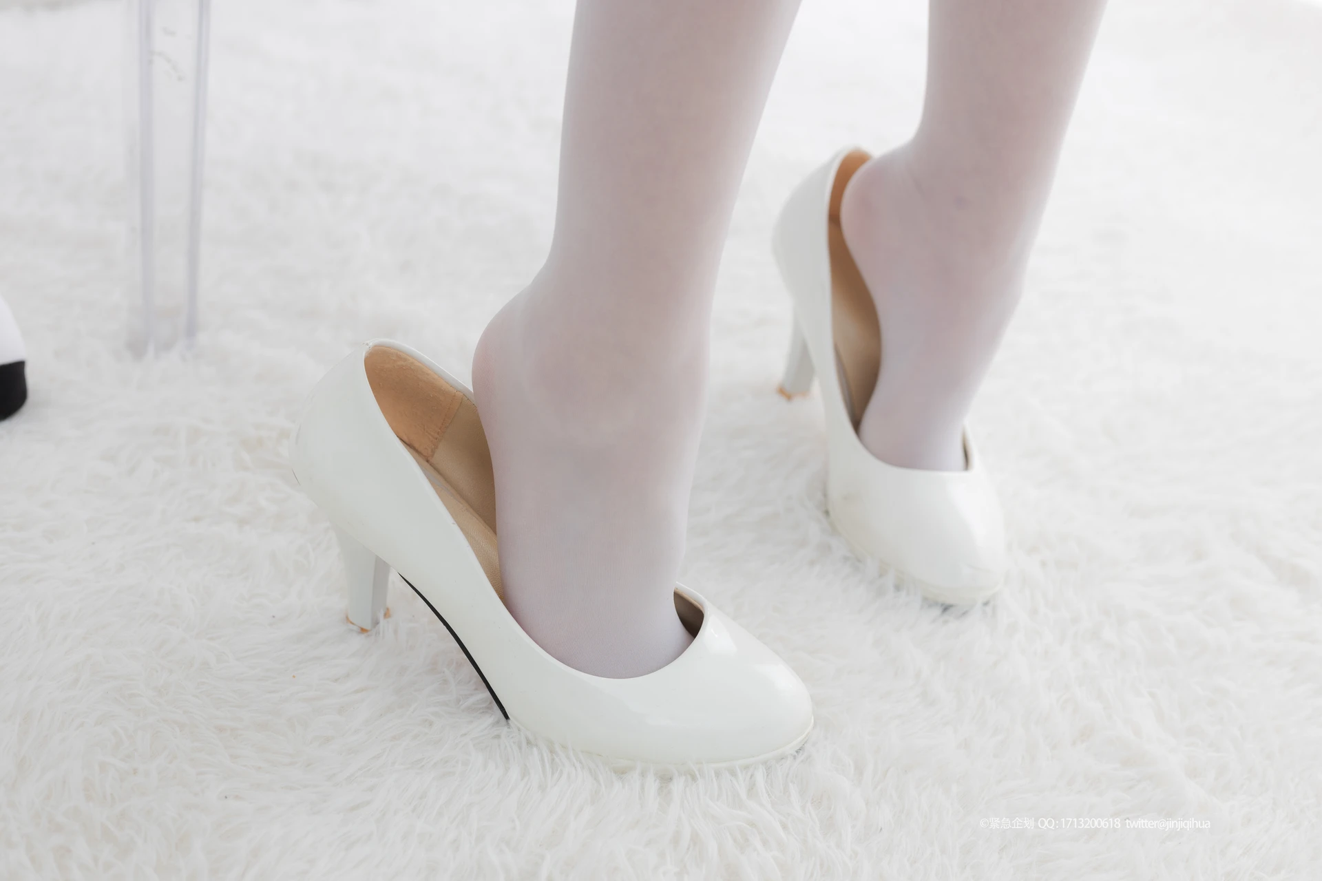 紧急企划 VOL.009 [88P1V-1.38G] 一只喵喵梓COS, 一只喵喵梓, 独角兽, 白丝, 紧急企划, 美腿, 美足