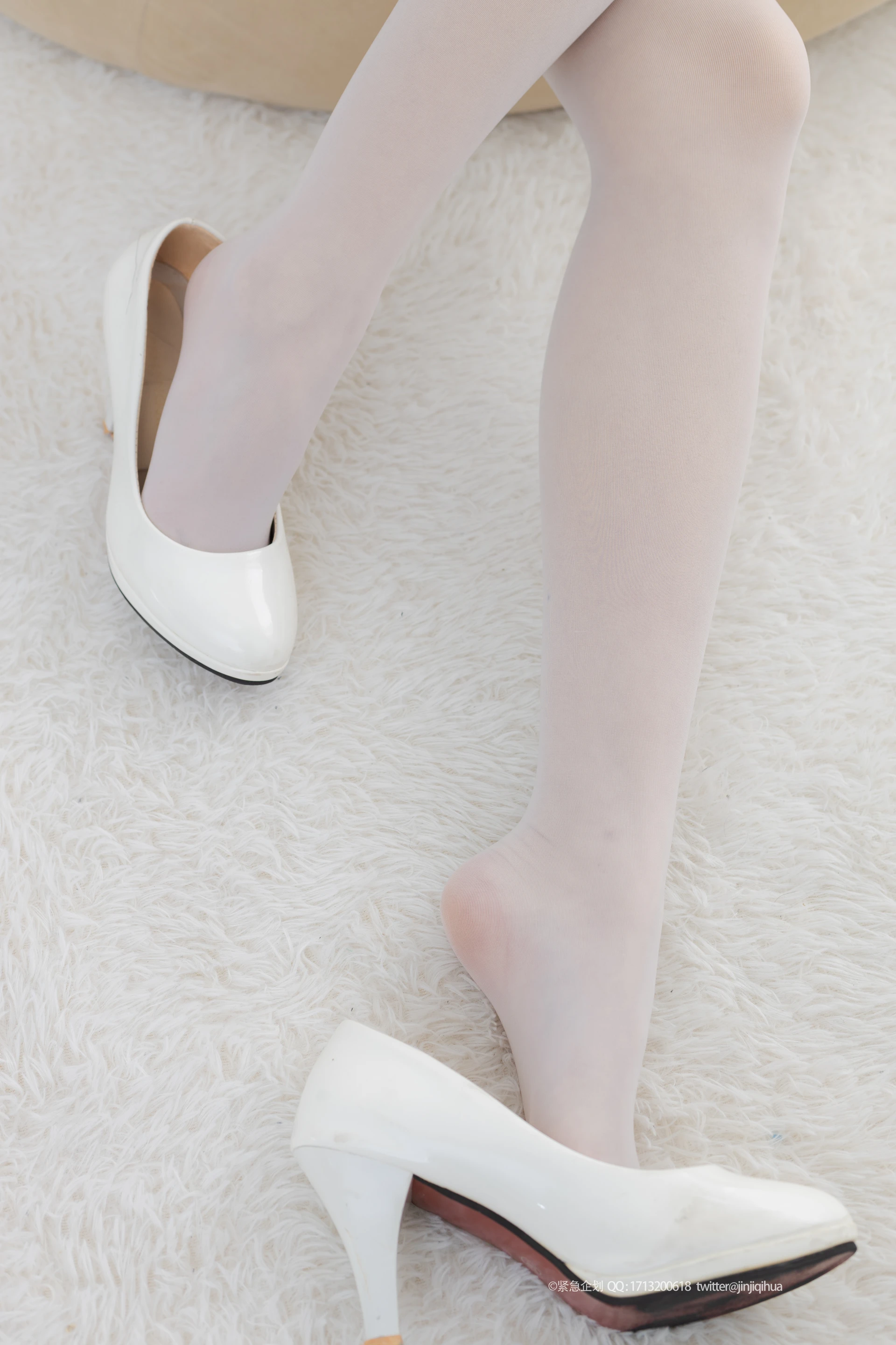 紧急企划 VOL.009 [88P1V-1.38G] 一只喵喵梓COS, 一只喵喵梓, 独角兽, 白丝, 紧急企划, 美腿, 美足