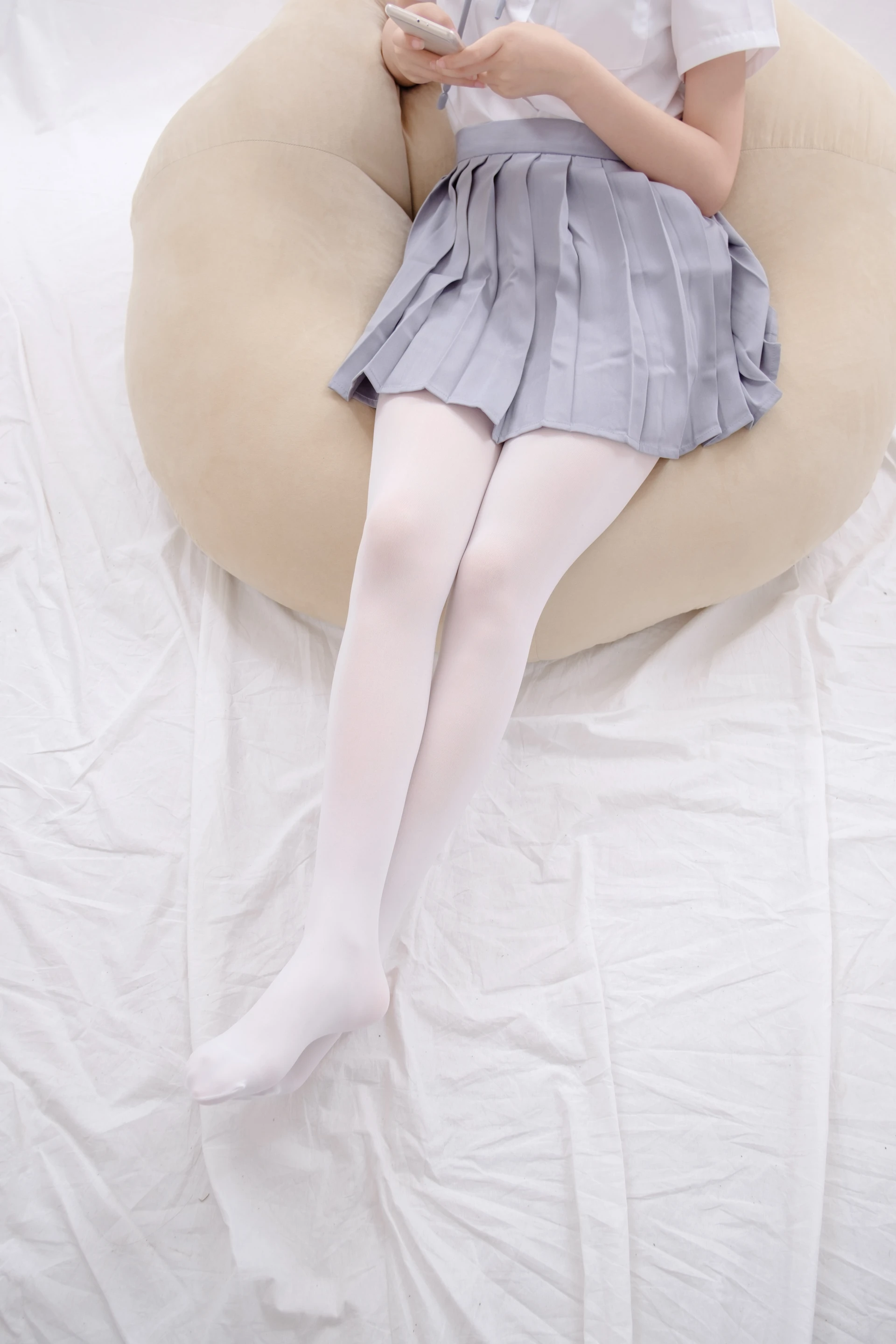 森萝财团 R15-025 [75P-314M]学生装, 森萝财团, 白丝, 美腿