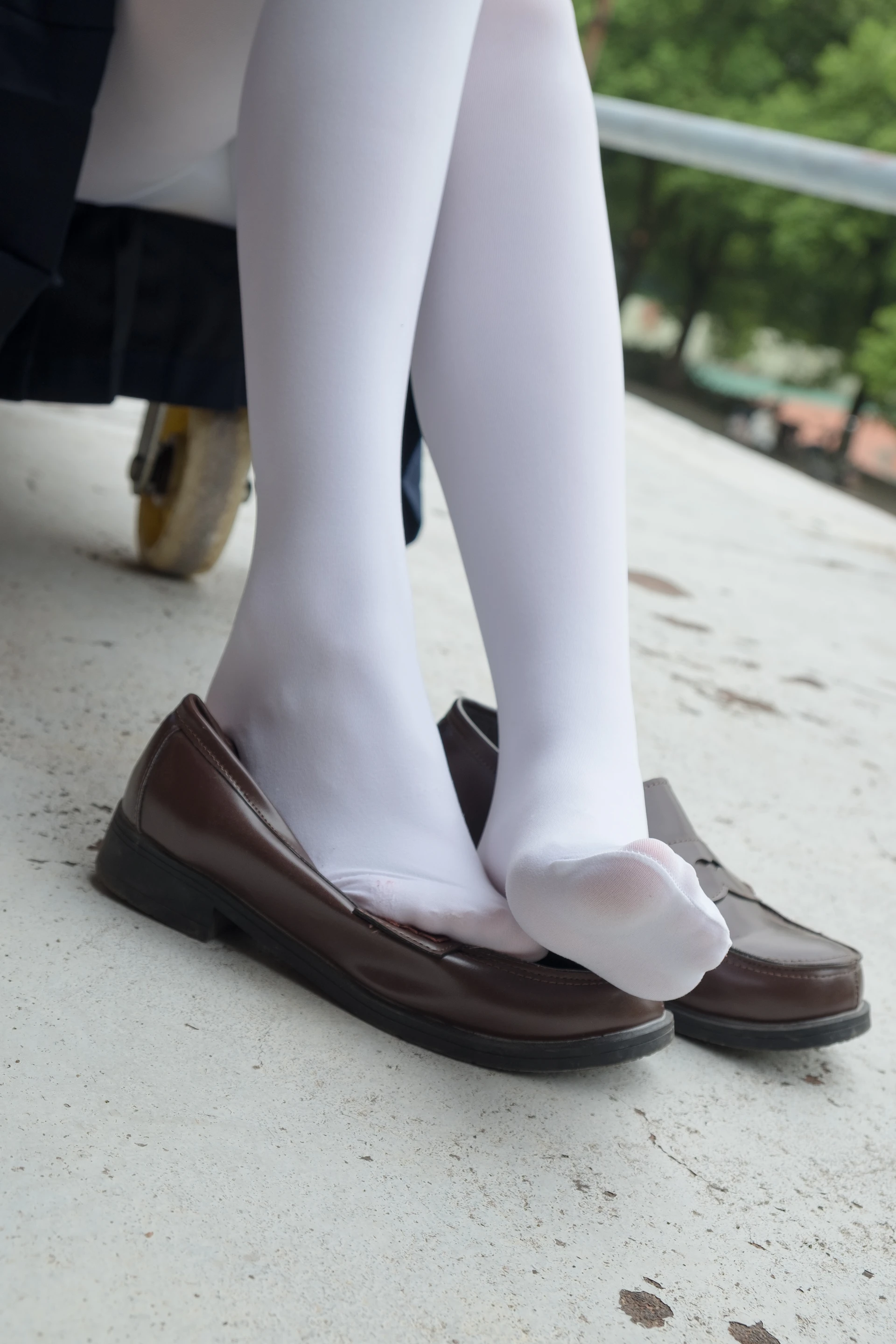 森萝财团 R15-034 [102P-694M]学生装, 森萝财团, 白丝, 美腿