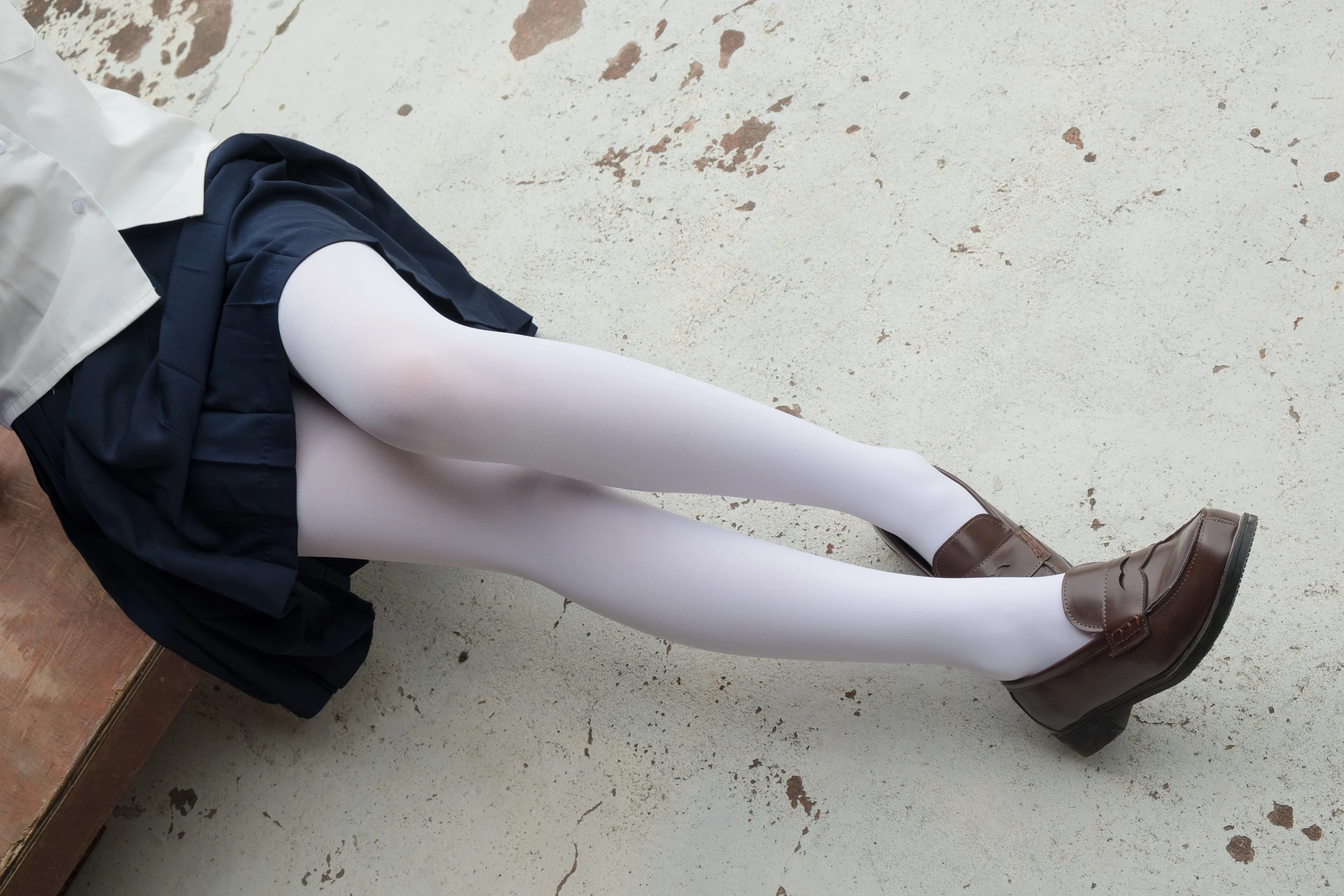 森萝财团 R15-034 [102P-694M]学生装, 森萝财团, 白丝, 美腿