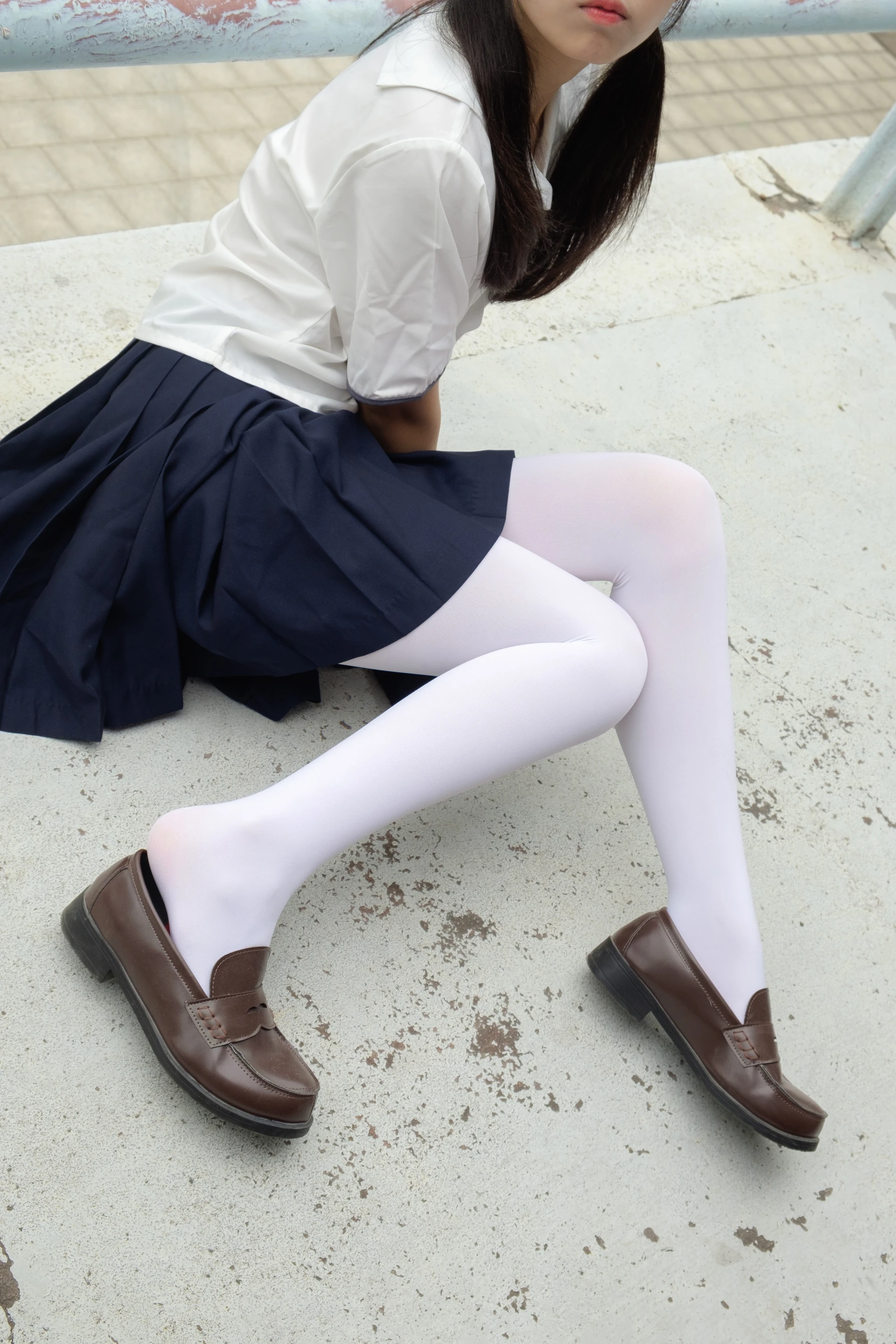 森萝财团 R15-034 [102P-694M]学生装, 森萝财团, 白丝, 美腿