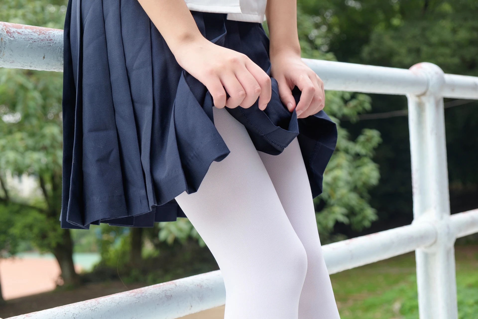 森萝财团 R15-034 [102P-694M]学生装, 森萝财团, 白丝, 美腿