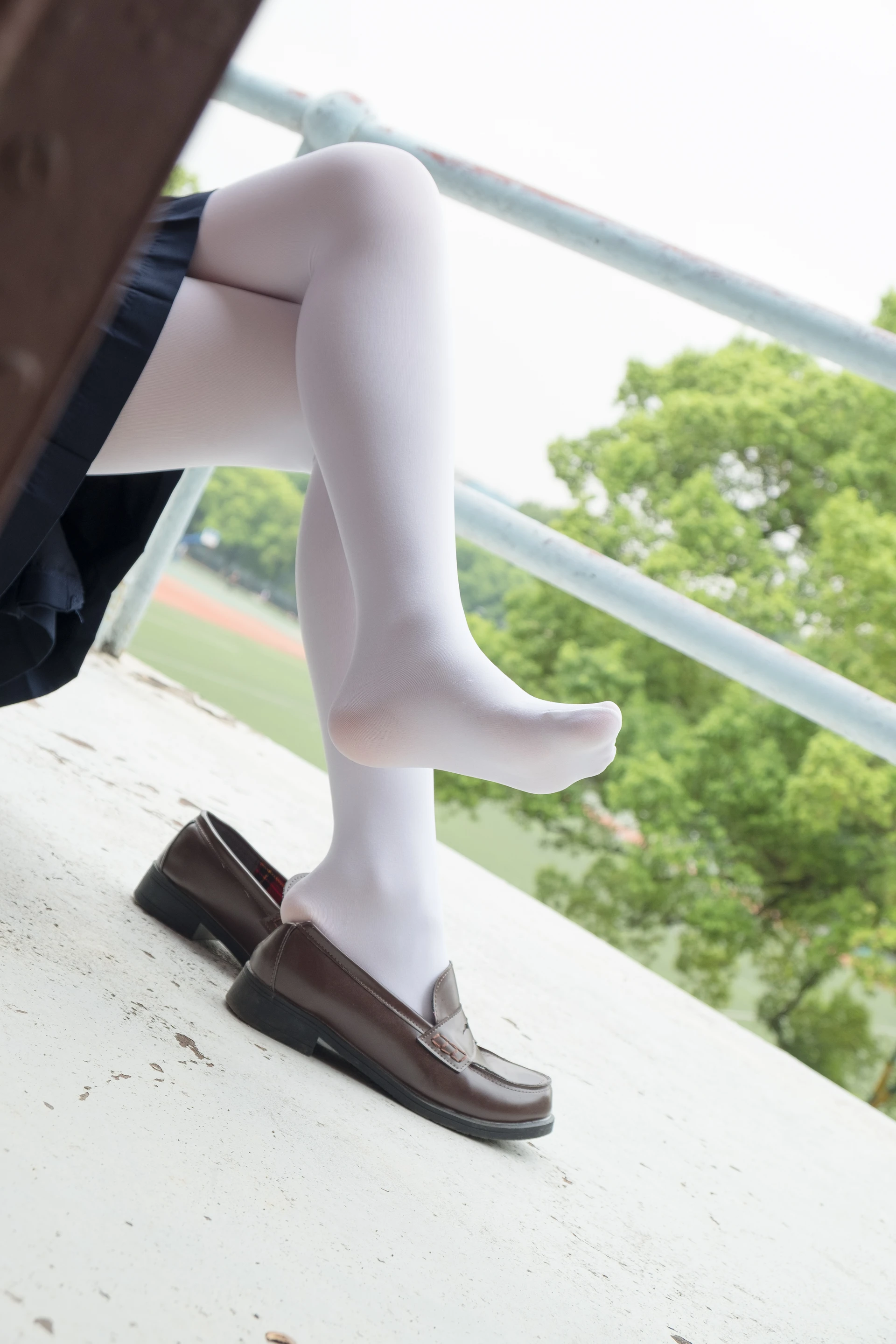 森萝财团 R15-034 [102P-694M]学生装, 森萝财团, 白丝, 美腿