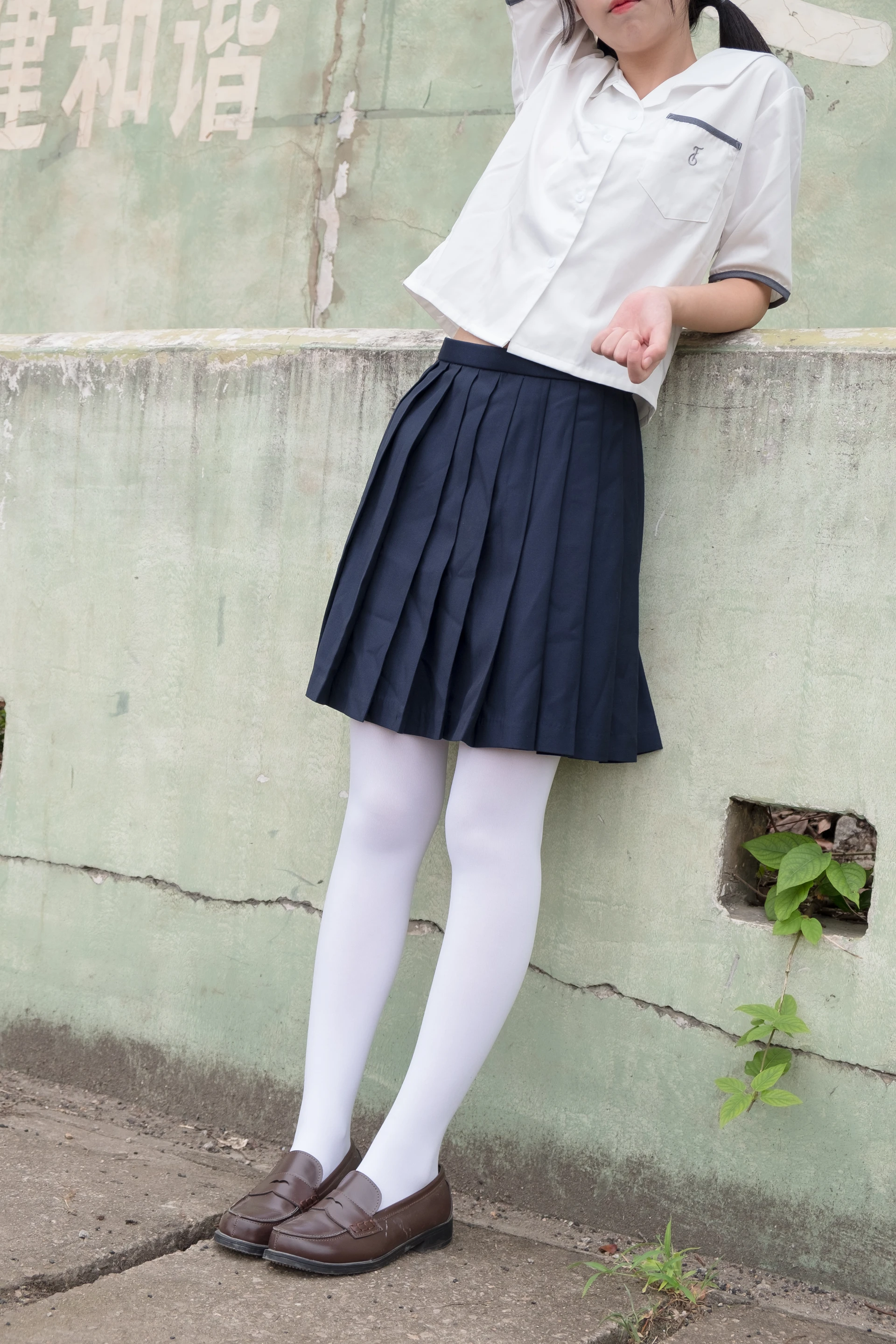 森萝财团 R15-034 [102P-694M]学生装, 森萝财团, 白丝, 美腿