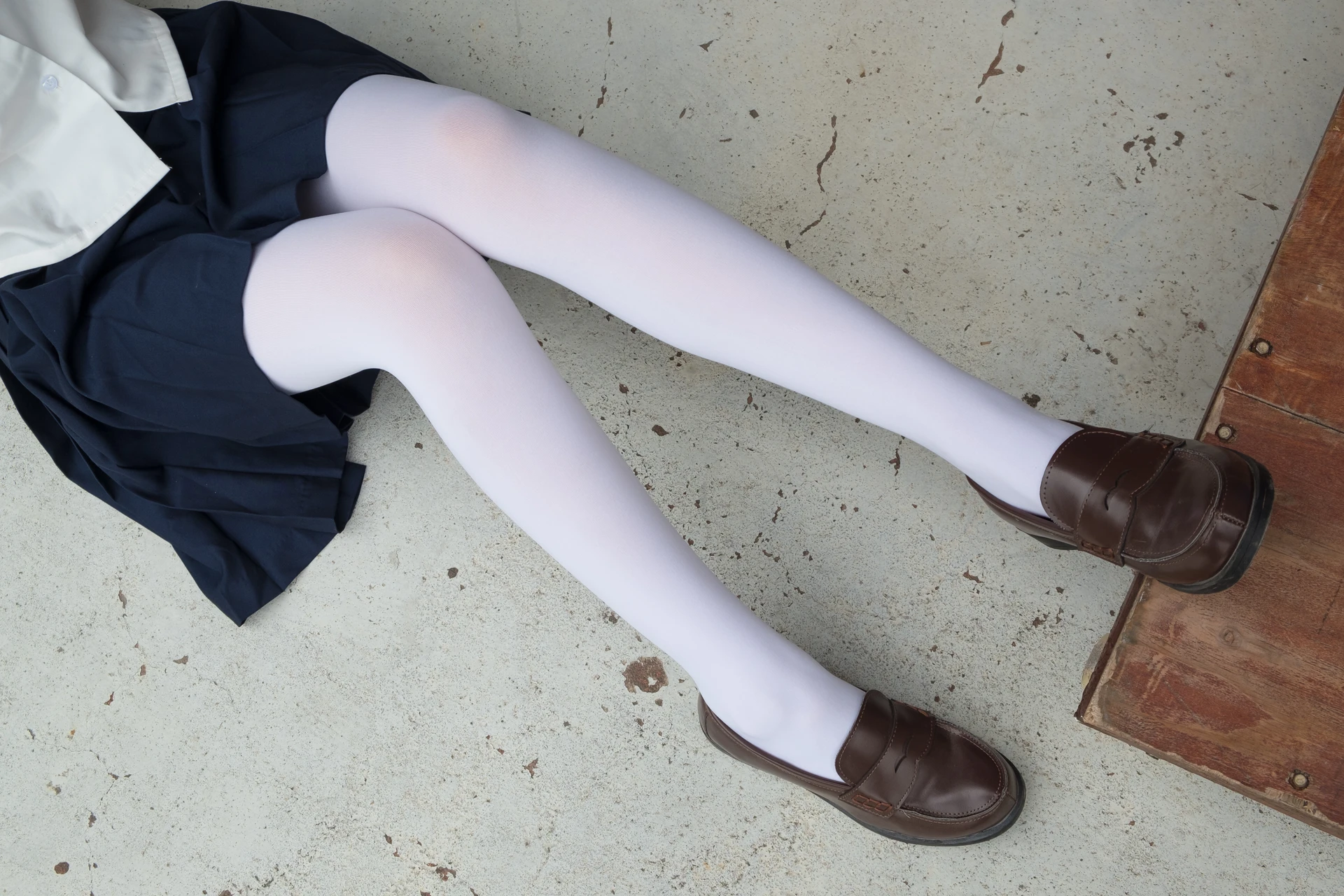 森萝财团 R15-034 [102P-694M]学生装, 森萝财团, 白丝, 美腿