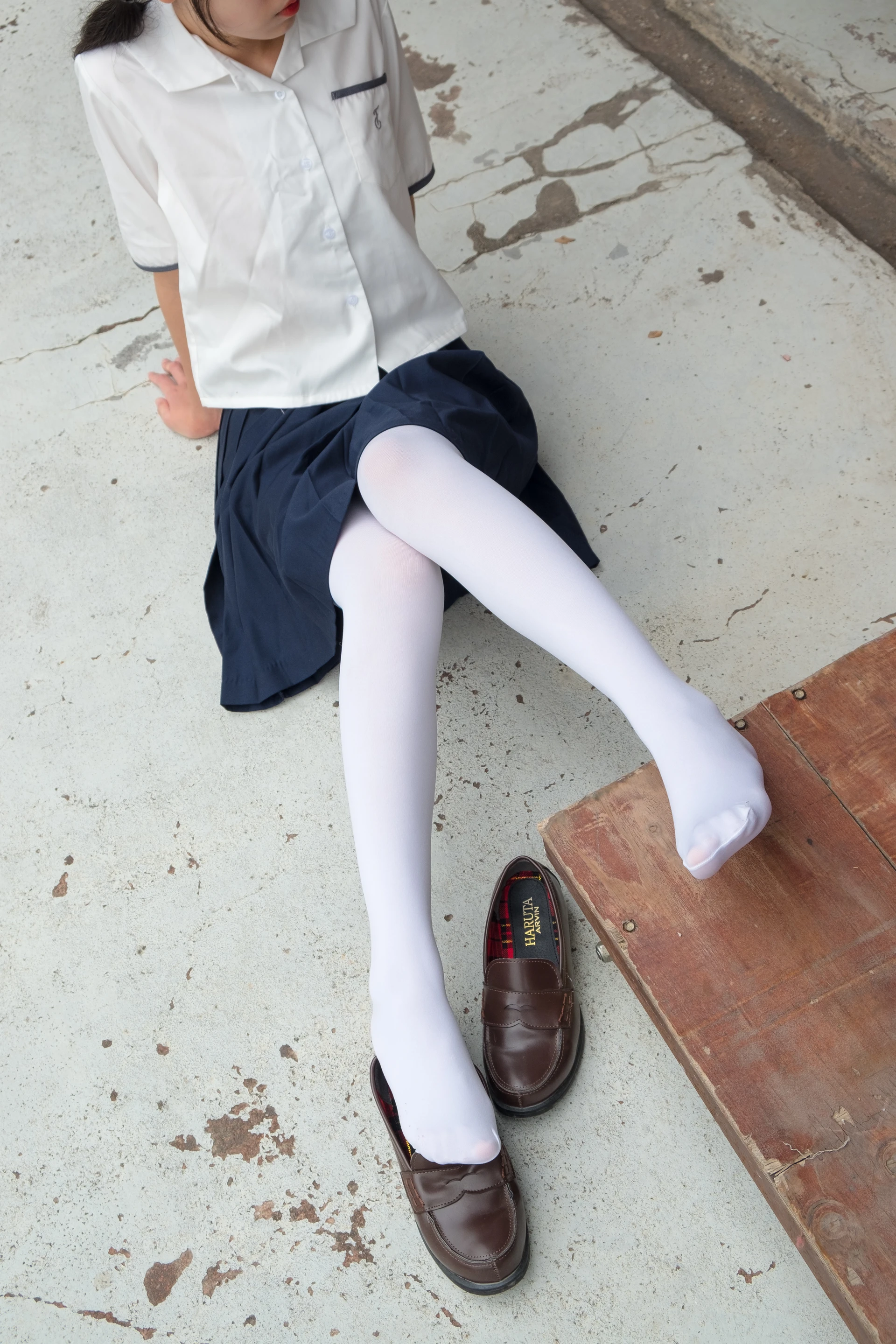 森萝财团 R15-034 [102P-694M]学生装, 森萝财团, 白丝, 美腿