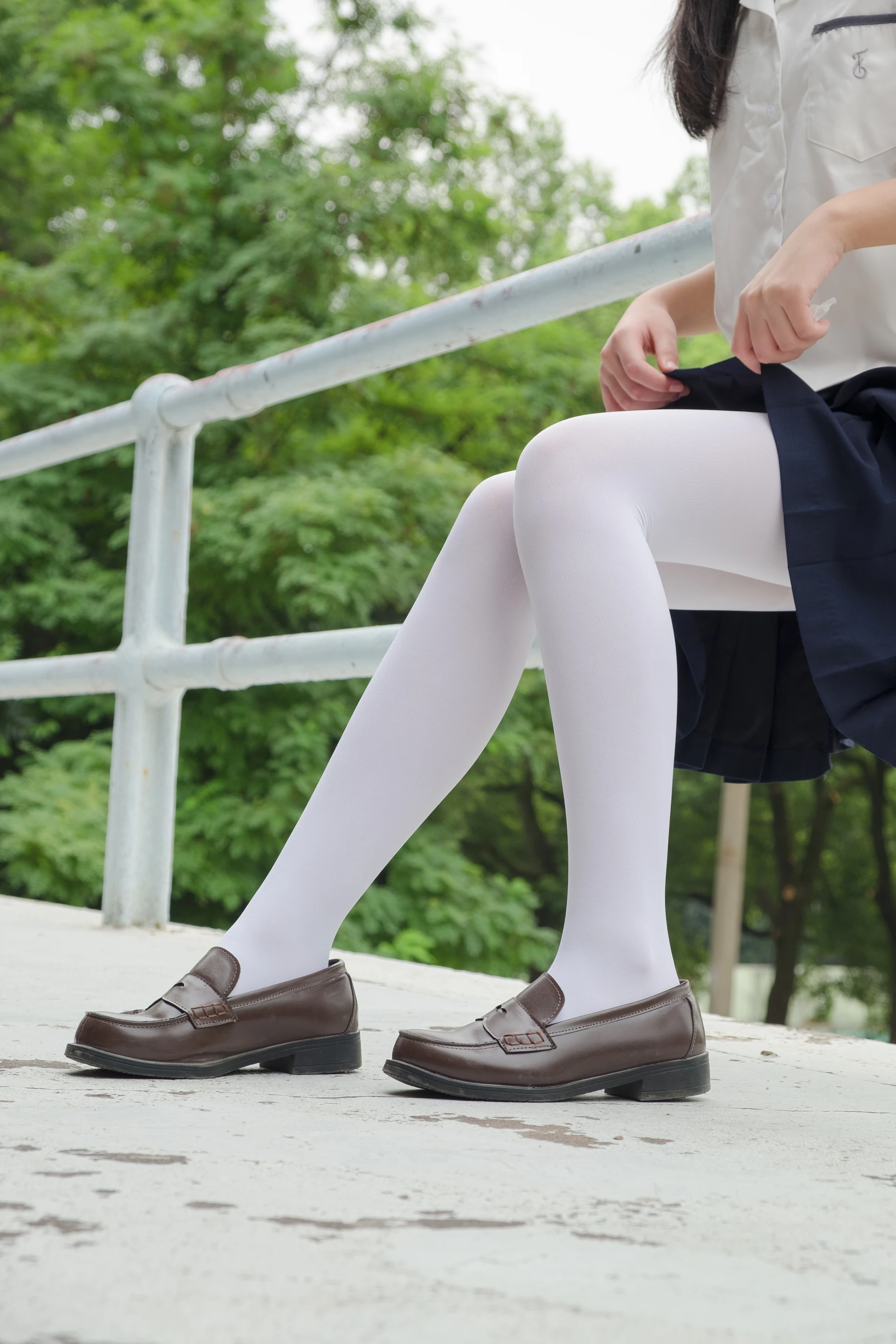 森萝财团 R15-034 [102P-694M]学生装, 森萝财团, 白丝, 美腿