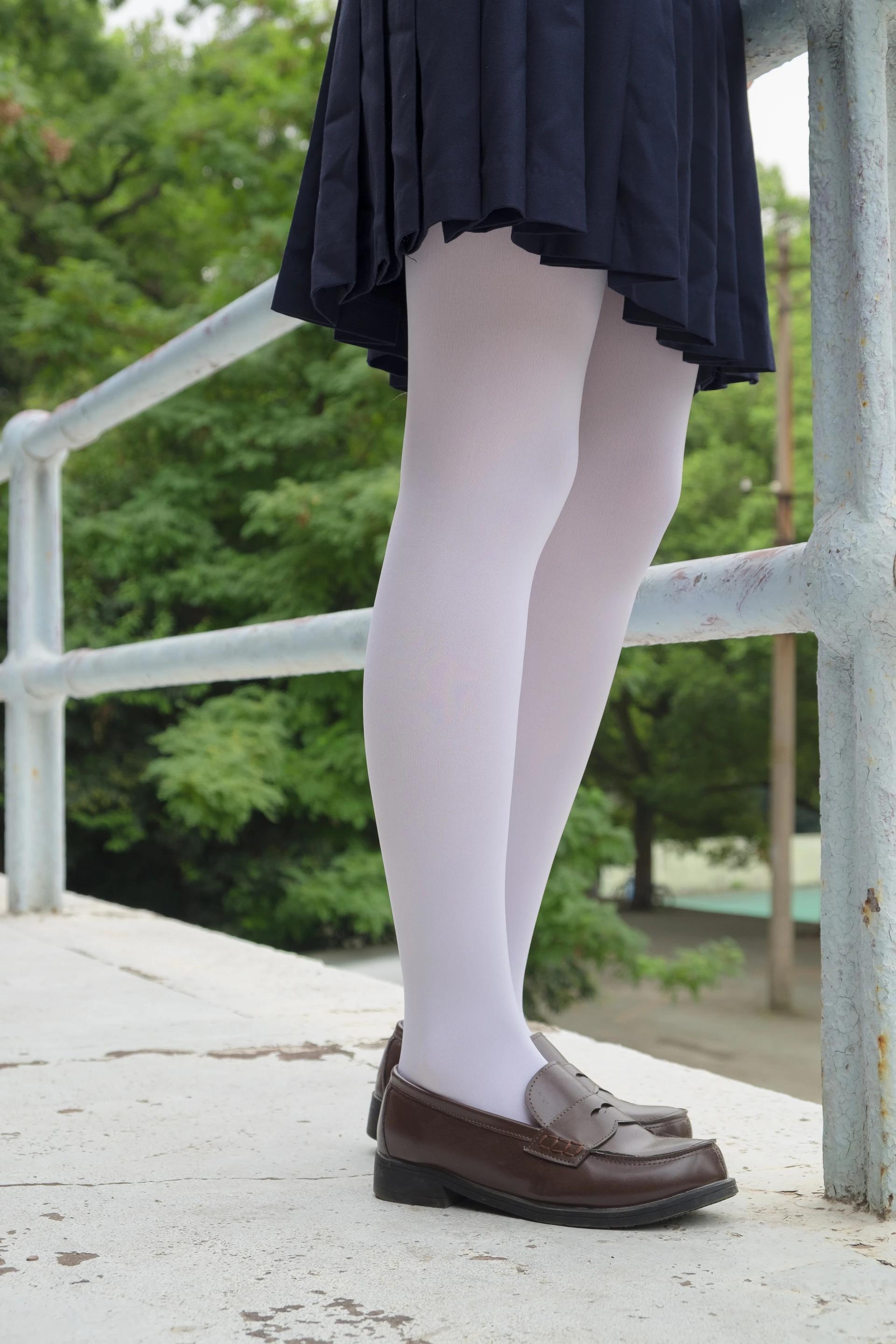 森萝财团 R15-034 [102P-694M]学生装, 森萝财团, 白丝, 美腿