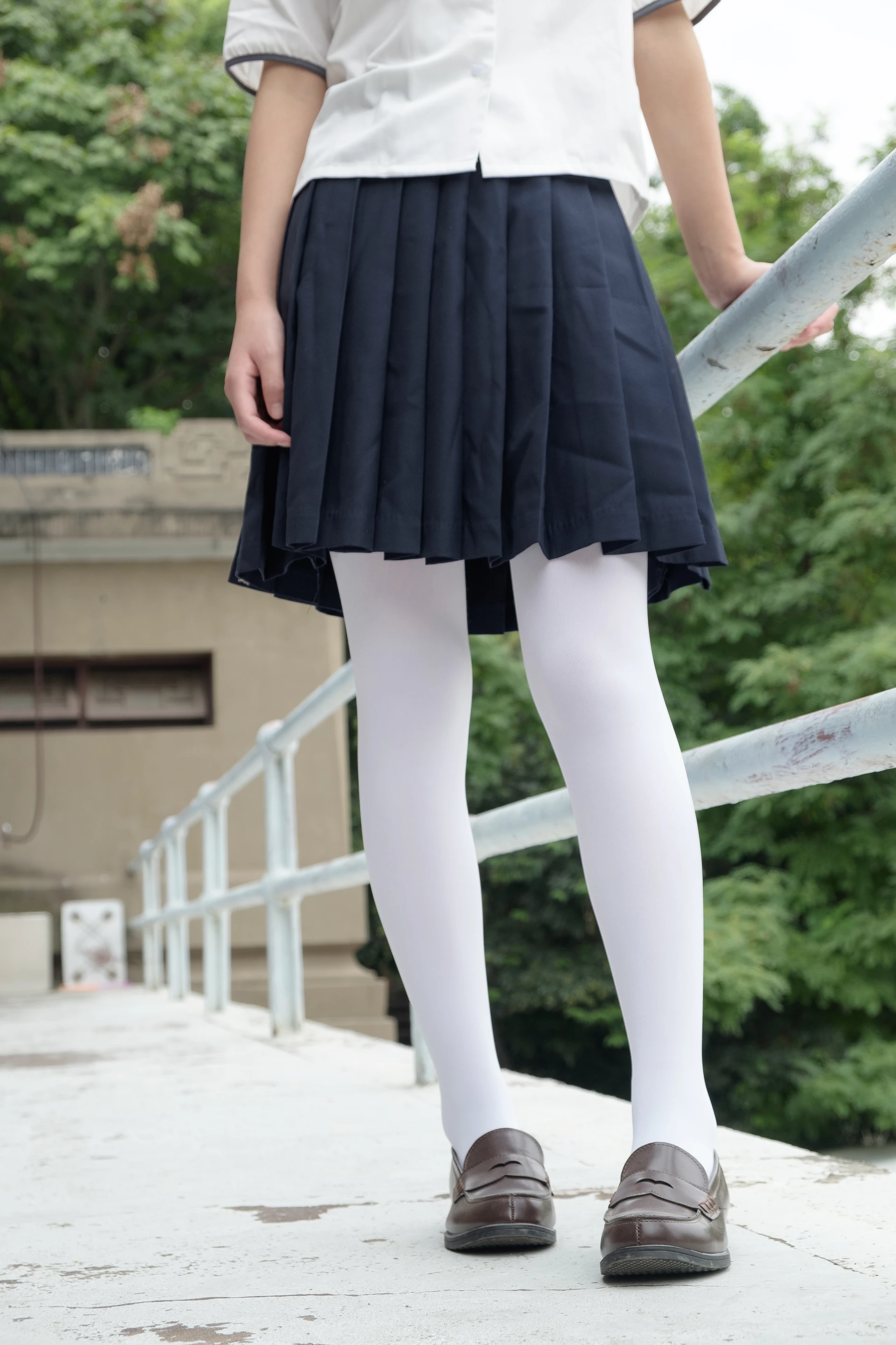 森萝财团 R15-034 [102P-694M]学生装, 森萝财团, 白丝, 美腿