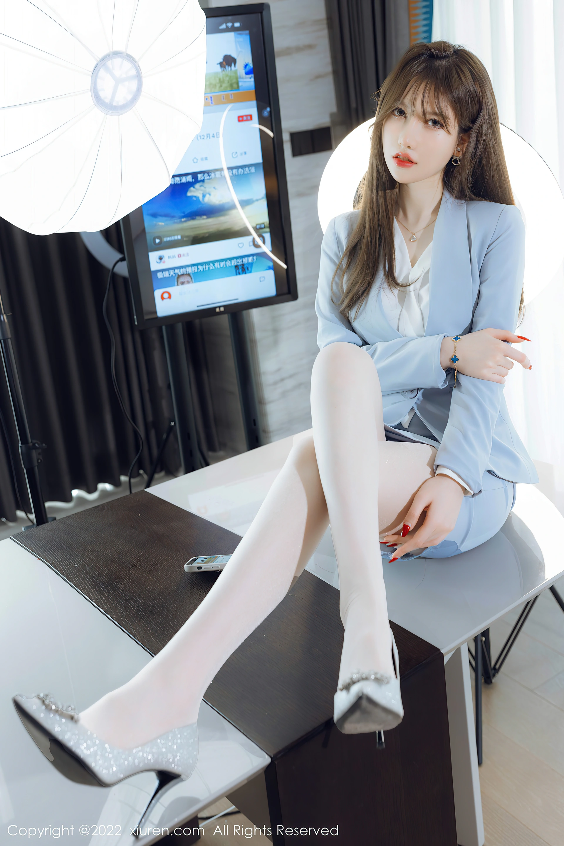 XiuRen秀人网 2022.03.02 No.4658 美桃酱 丝袜美臀[65+1P 591MB]