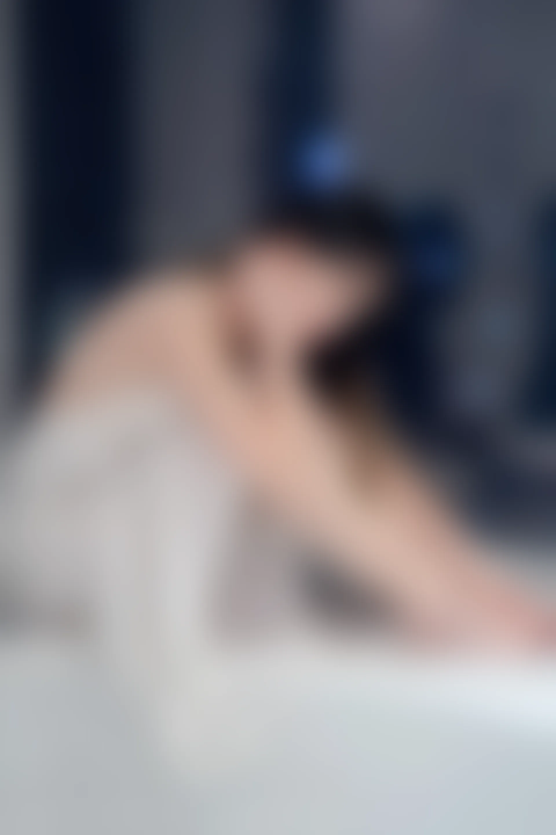 XiuRen秀人网 2022.02.21 No.4611 奶瓶. 淑女美腿[56+1P 548MB]