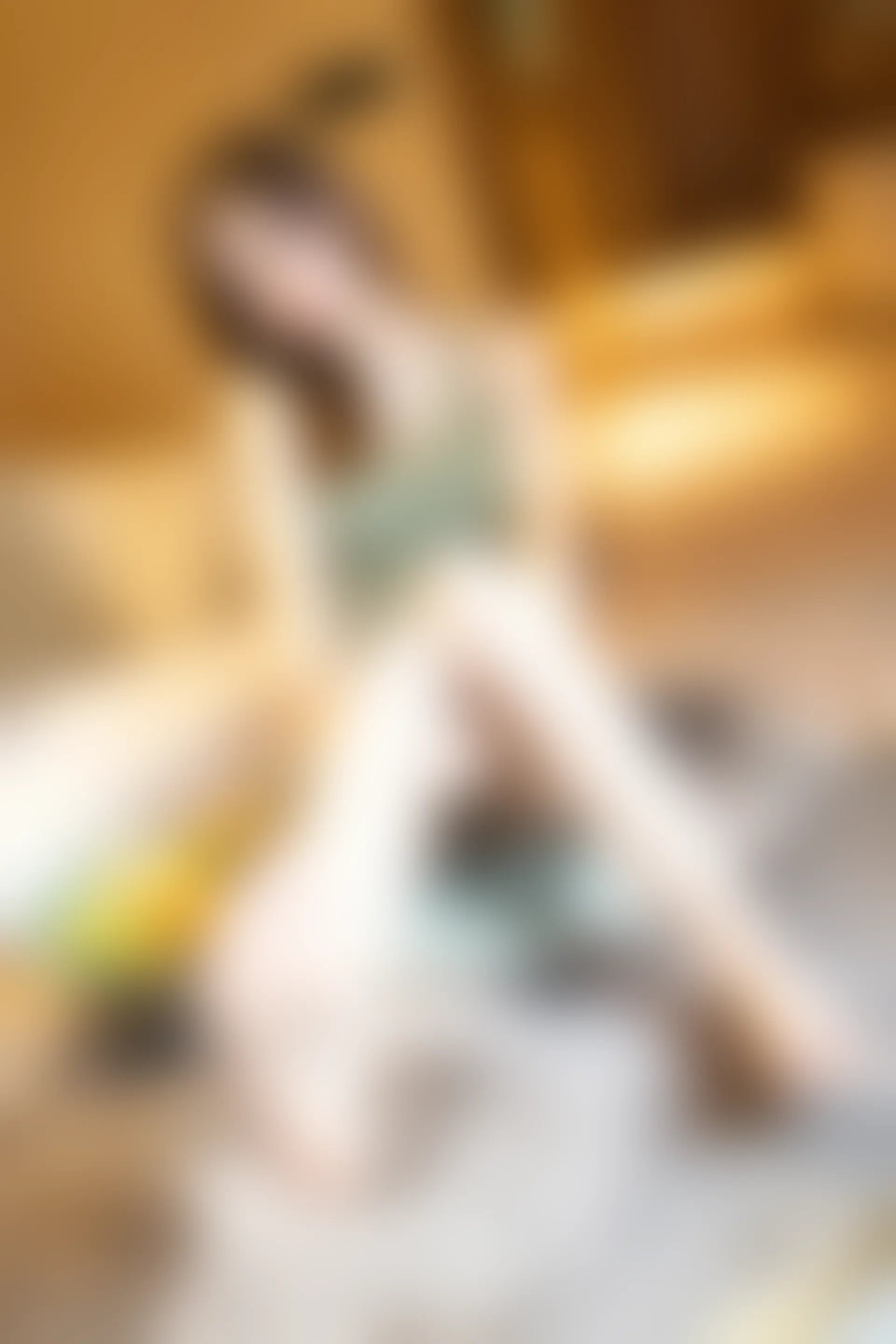 XiuRen秀人网 2021.12.17 No.4353 绮里嘉ula 美腿御姐[49+1P 450MB]