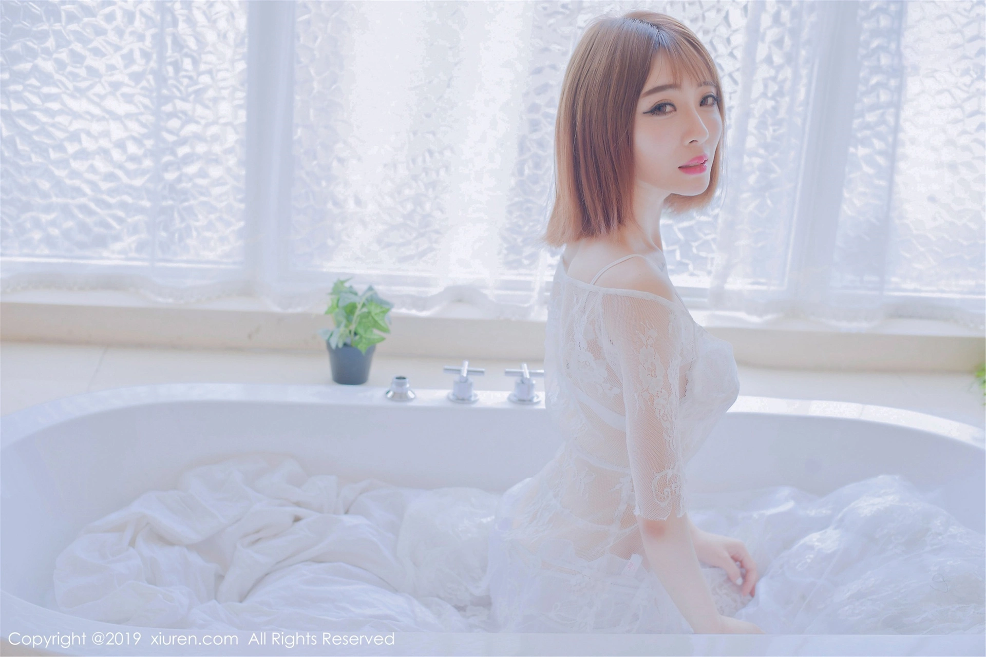 XiuRen秀人网 2019.04.19 No.1406 凌萍儿[47+1P185M]