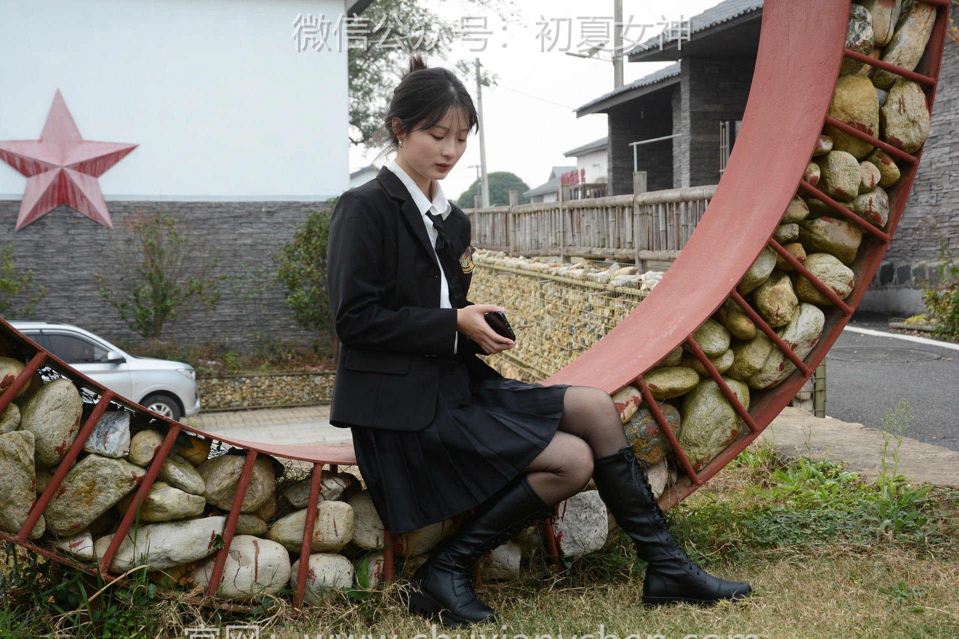 初夏女神 NO.098 安妮 西装小裙[140P+1V／4.95GB]