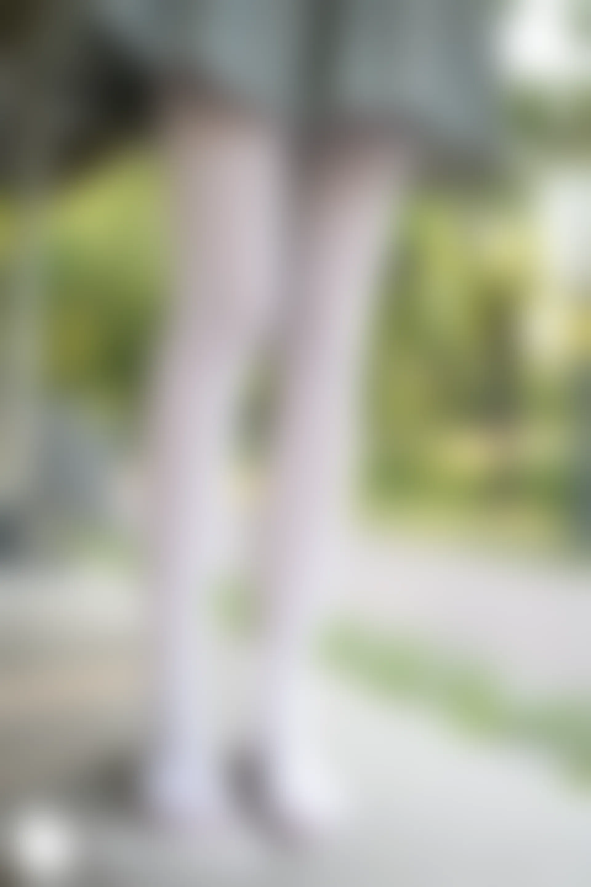 D54.004 发光的白丝 [40P-85MB]